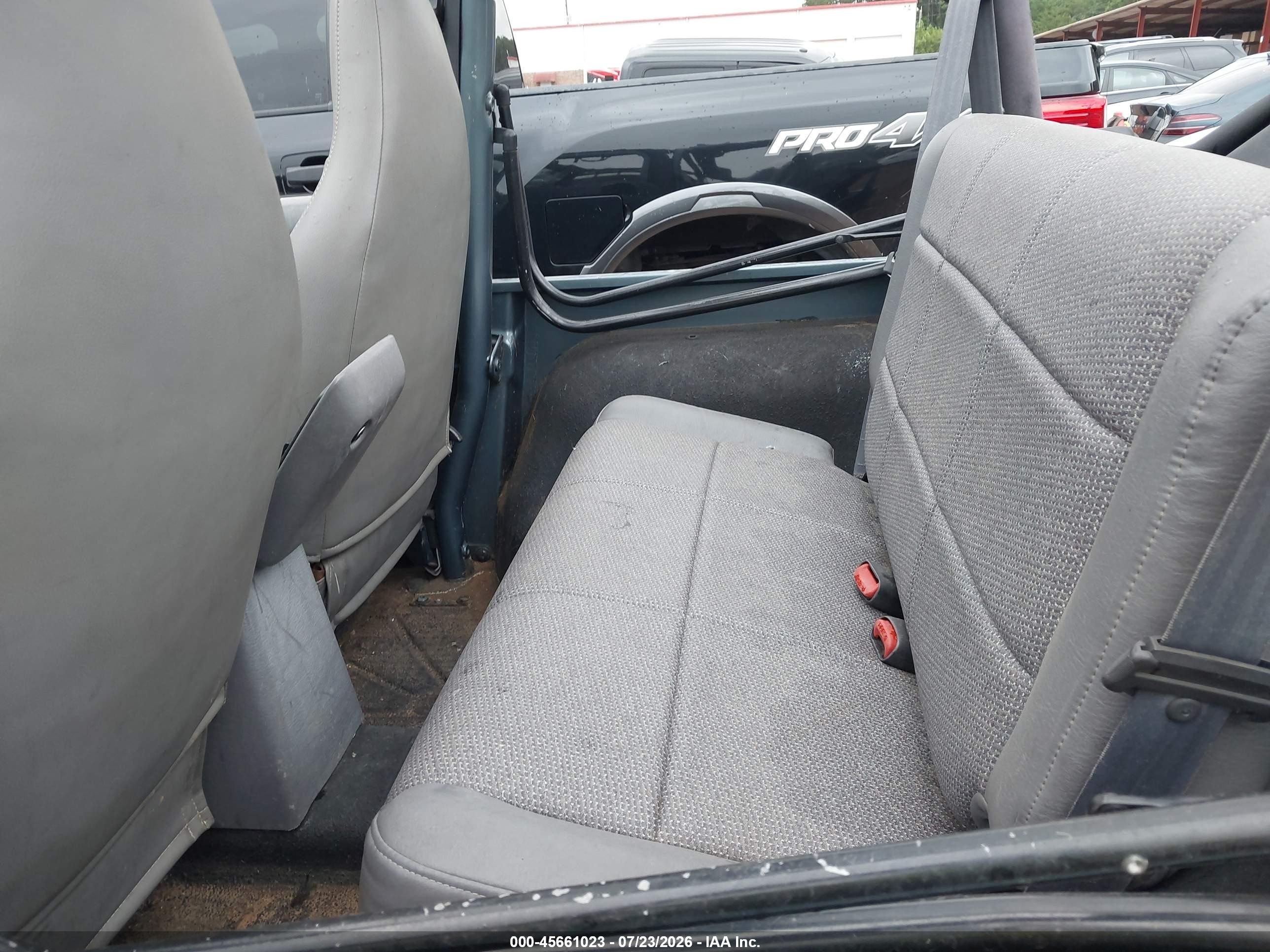 1998 Jeep Wrangler Se Blue vin: 1J4FY29P7WP719576