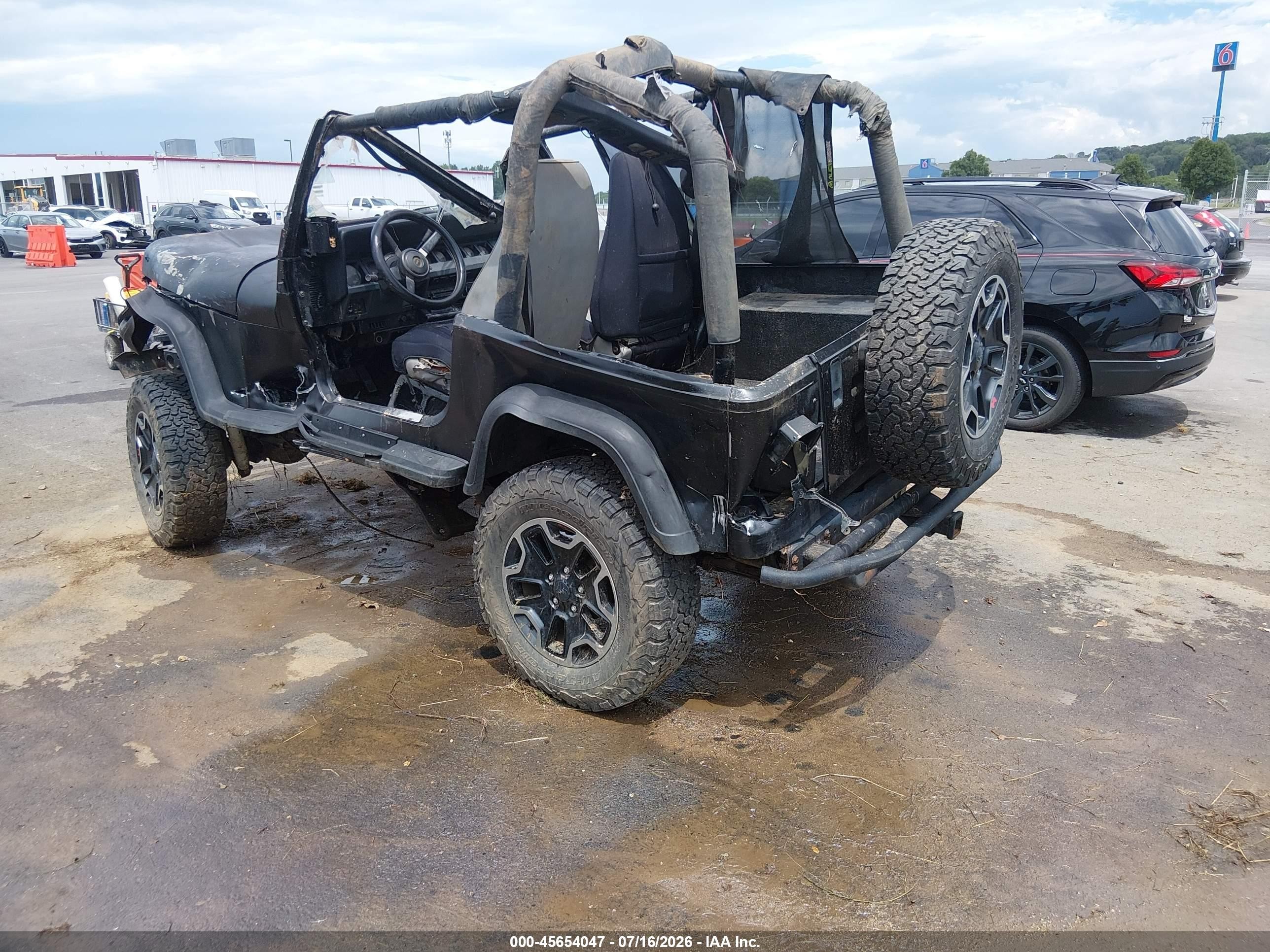 1993 Jeep Wrangler / Yj   Black vin: 1J4FY29S6PP206700