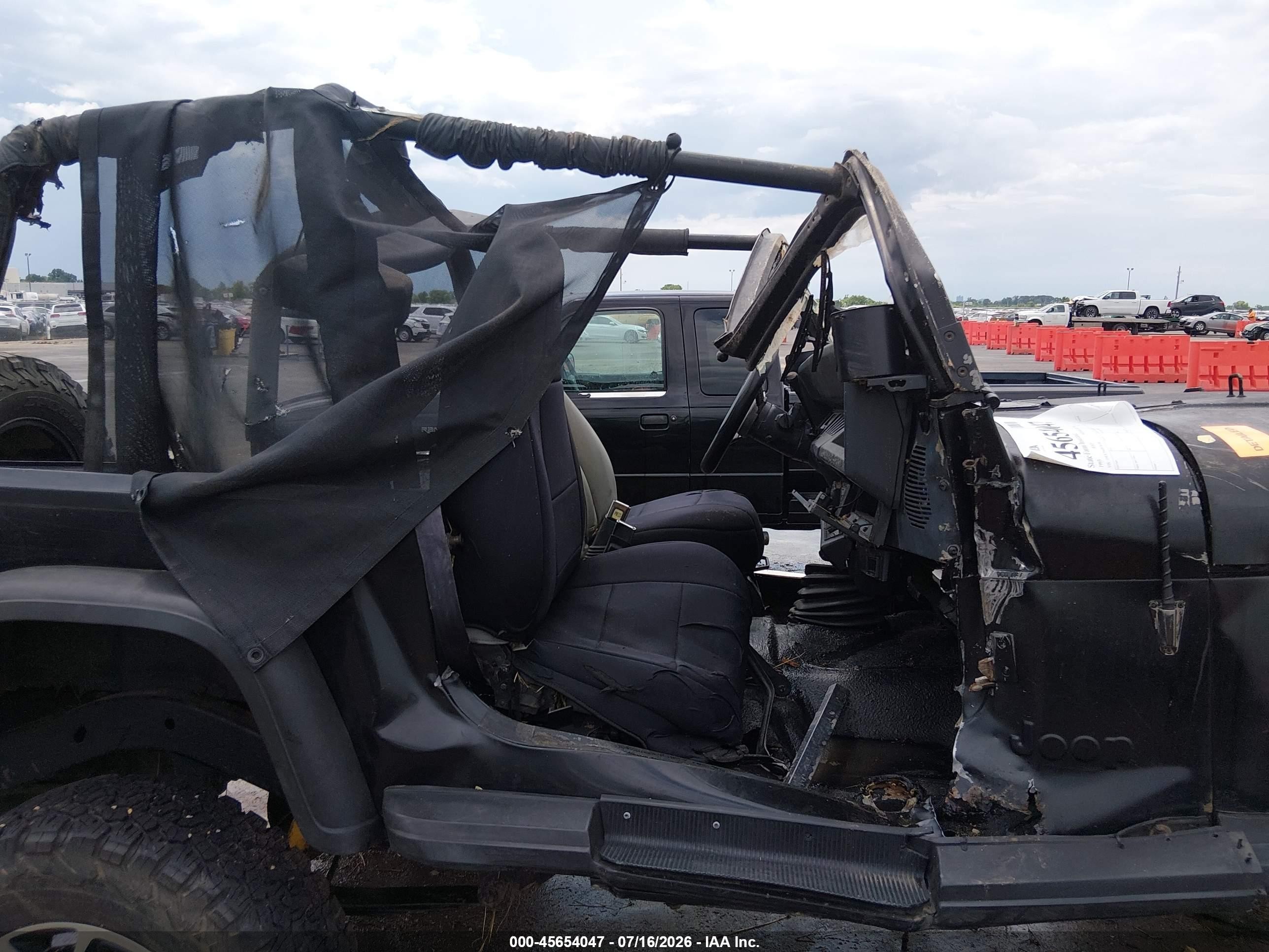 1993 Jeep Wrangler / Yj   Black vin: 1J4FY29S6PP206700