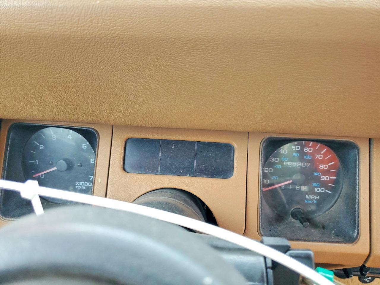 1993 Jeep Wrangler / Yj Green vin: 1J4FY29S7PP259809