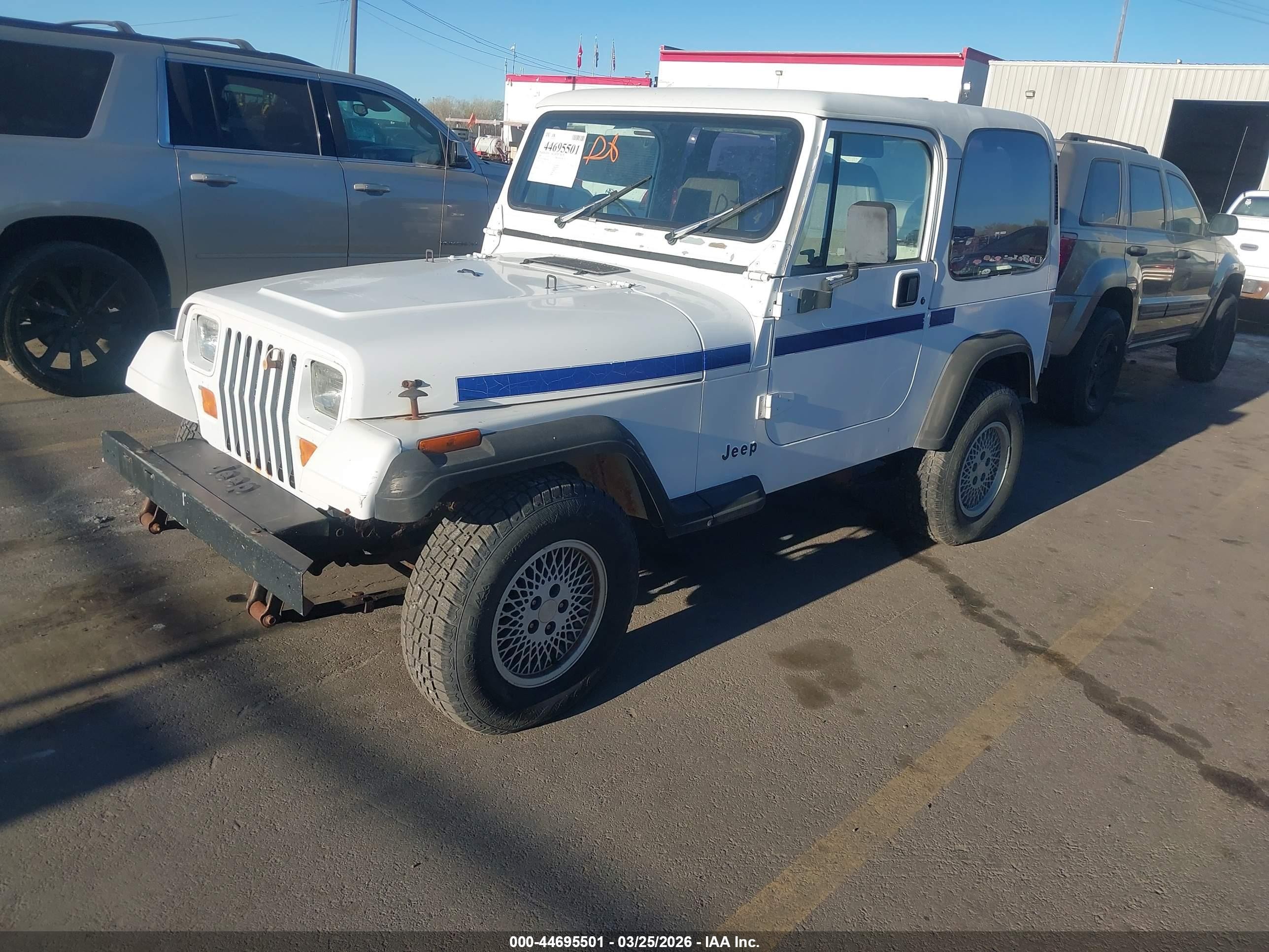 1994 Jeep Wrangler / Yj Se White vin: 1J4FY29S9RP415948