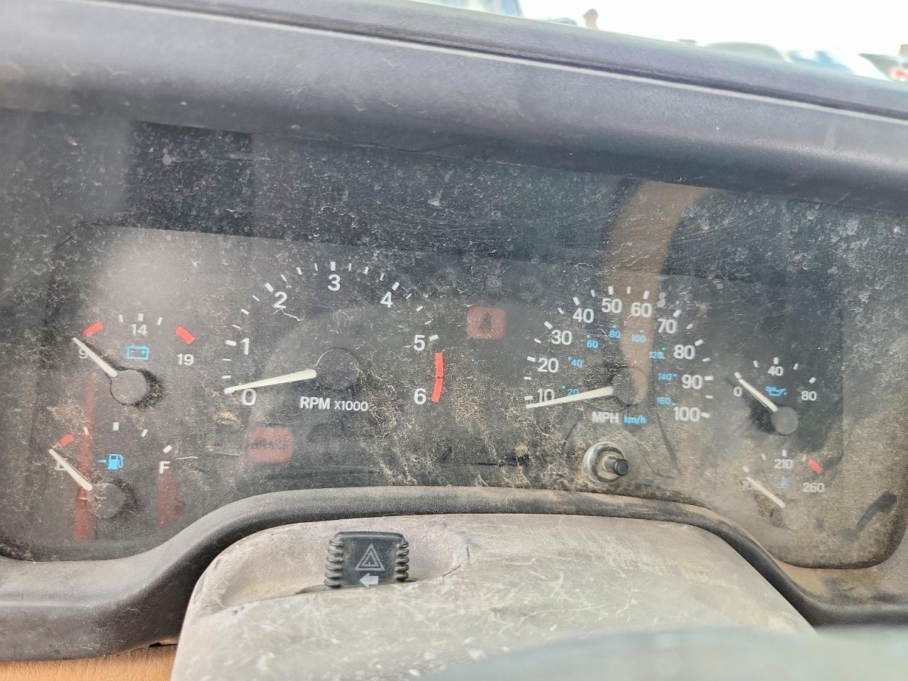 1997 Jeep Wrangler / Tj Sahara Green vin: 1J4FY49S1VP496143