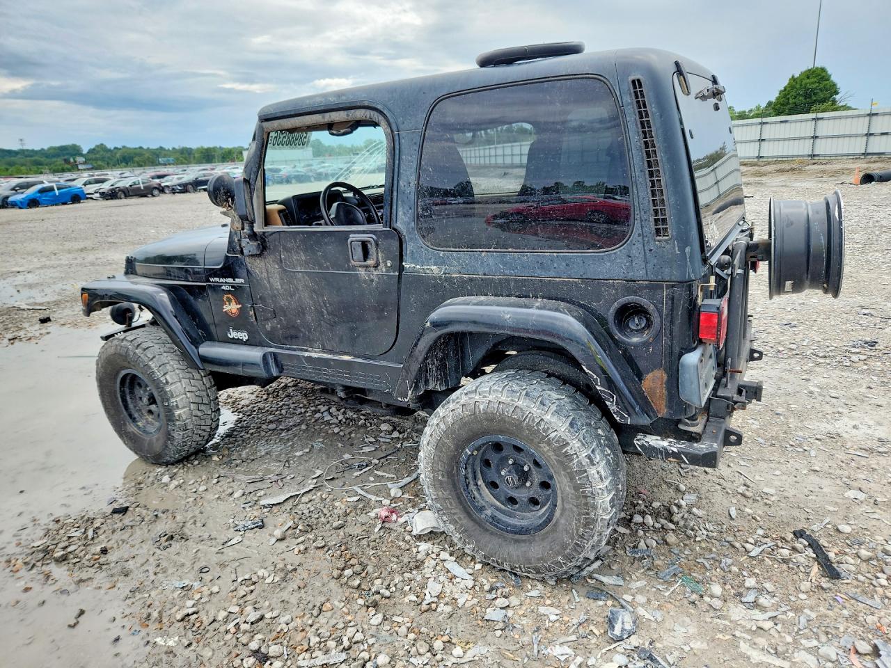 1998 Jeep Wrangler / Tj Sahara Black vin: 1J4FY49S2WP733997