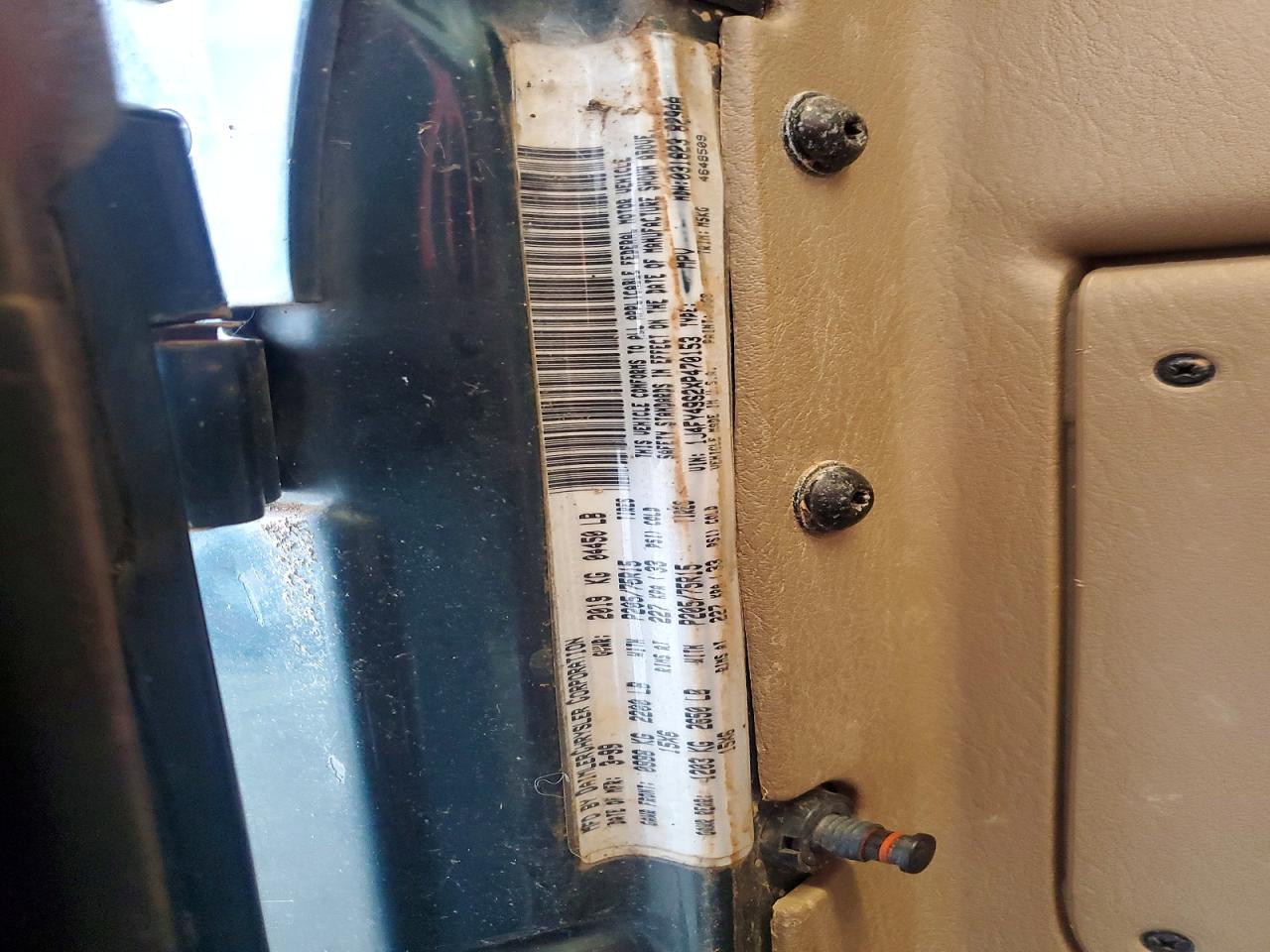 1999 Jeep Wrangler / Tj Sahara Зеленый vin: 1J4FY49S2XP470153