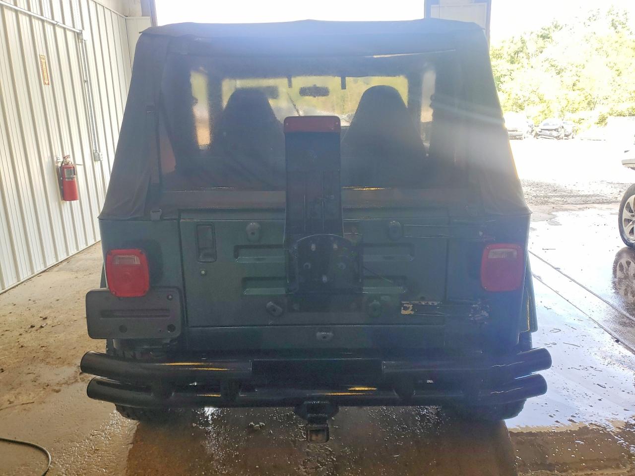 1999 Jeep Wrangler / Tj Sahara Зеленый vin: 1J4FY49S2XP470153