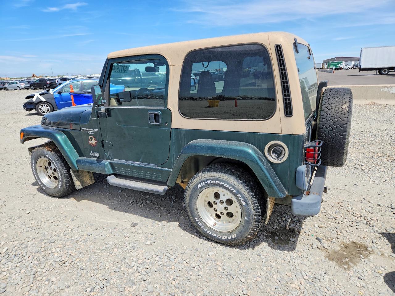 1999 Jeep Wrangler / Tj Sahara Green vin: 1J4FY49S3XP433046