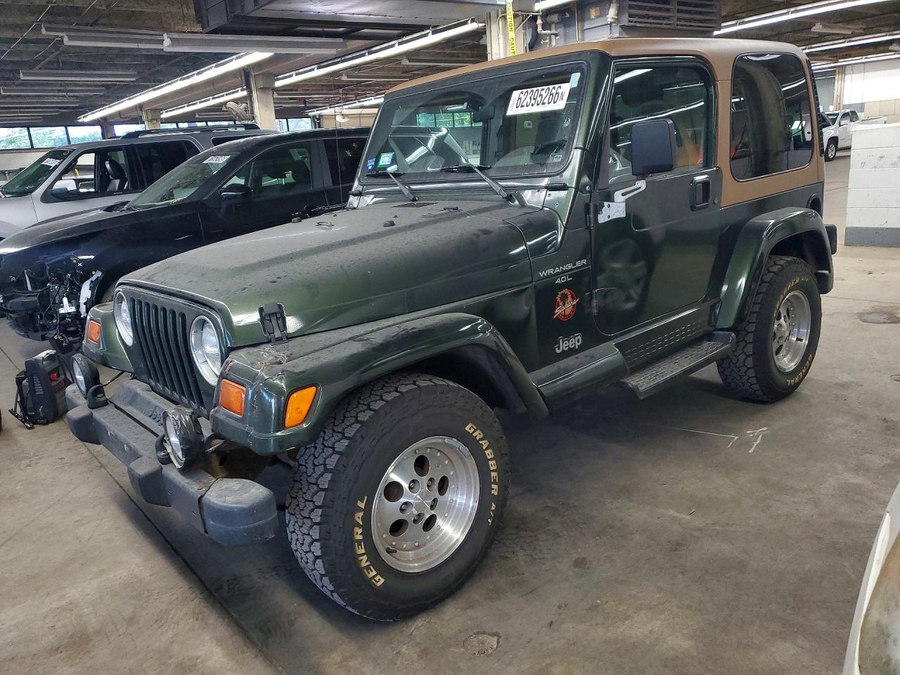 1998 Jeep Wrangler / Tj Sahara Зеленый vin: 1J4FY49S6WP726664