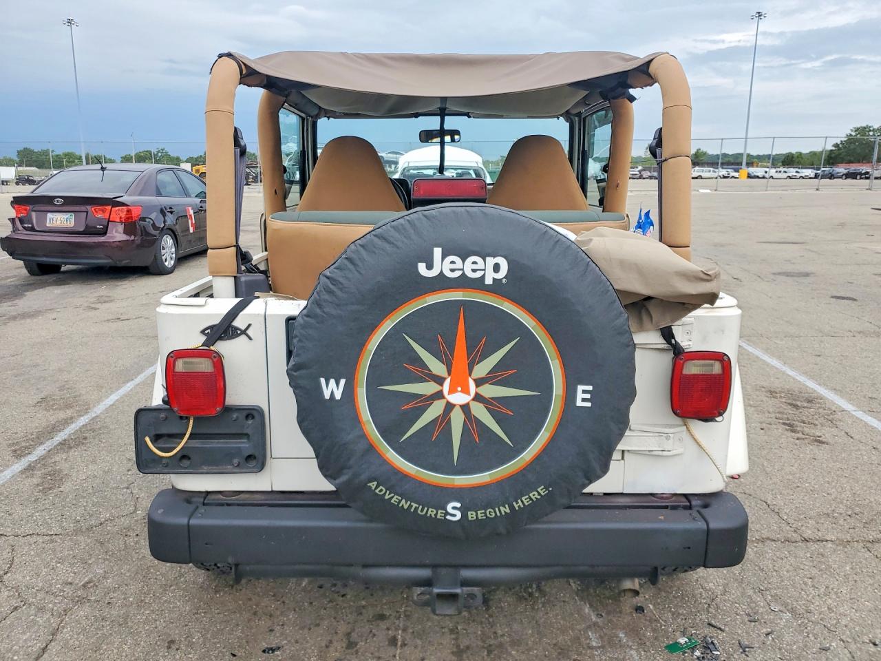 1997 Jeep Wrangler / Tj Sahara White vin: 1J4FY49S7VP520381