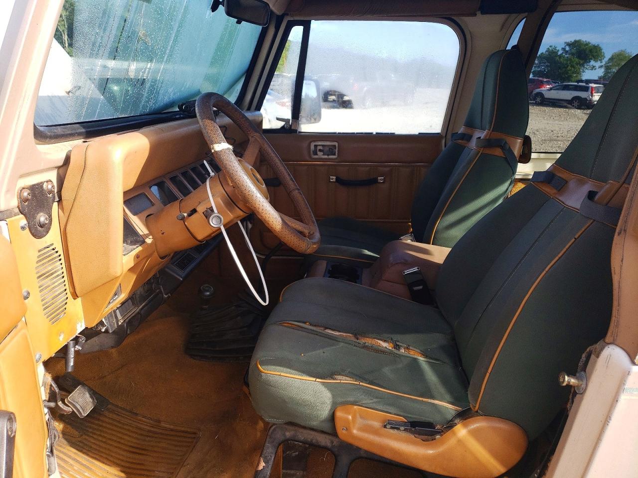 1995 Jeep Wrangler / Yj Sahara Tan vin: 1J4FY49SXSP246962