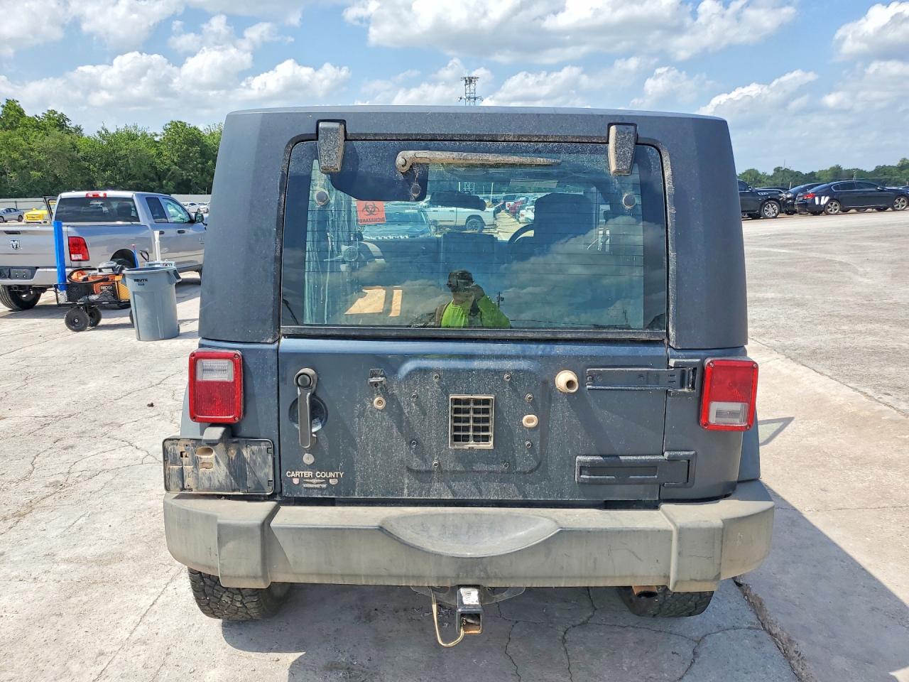2008 Jeep Wrangler X Gray vin: 1J4FZ241X8L538174
