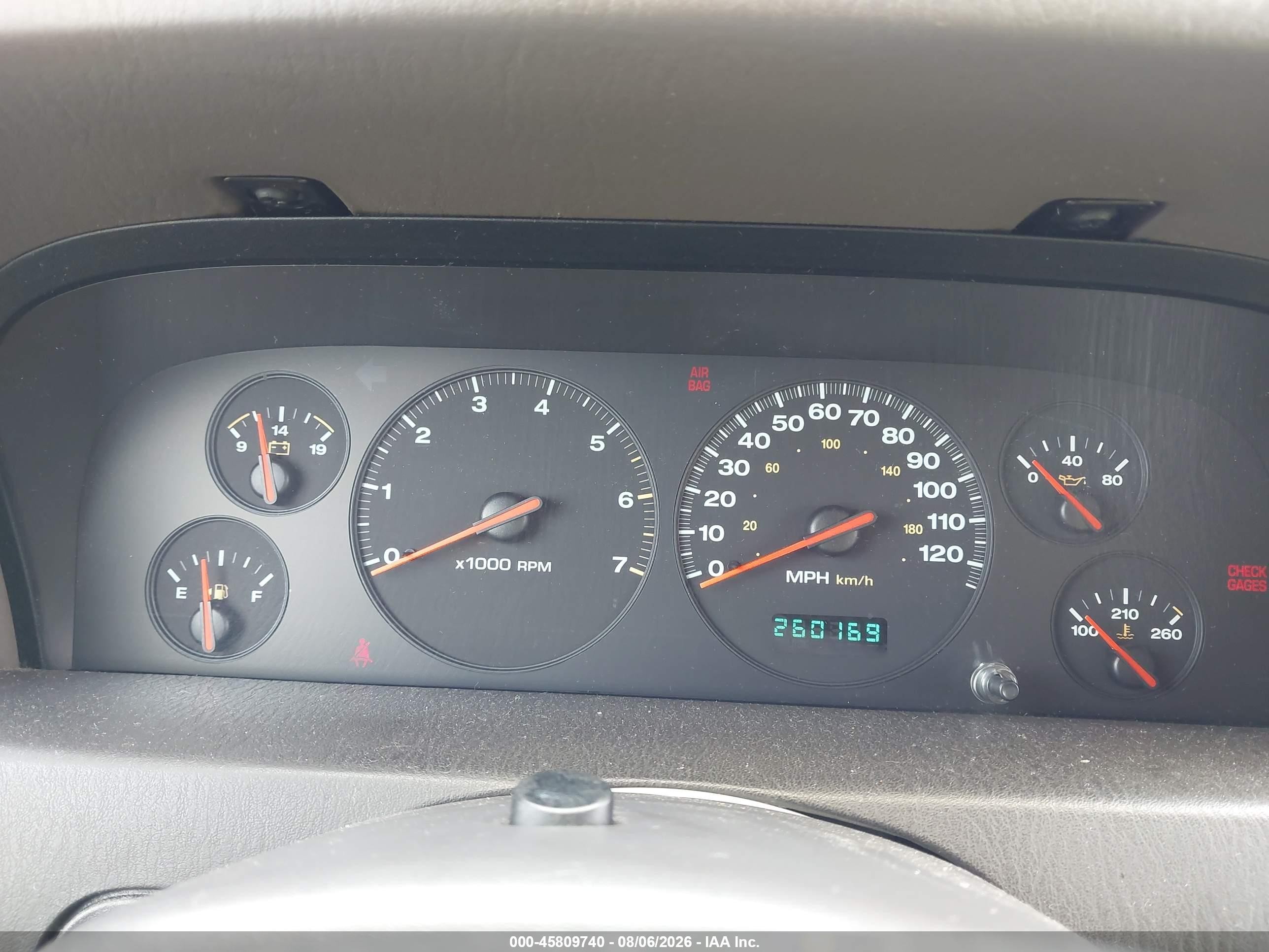 2000 Jeep Grand Cherokee Laredo Gray vin: 1J4G248S3YC228052