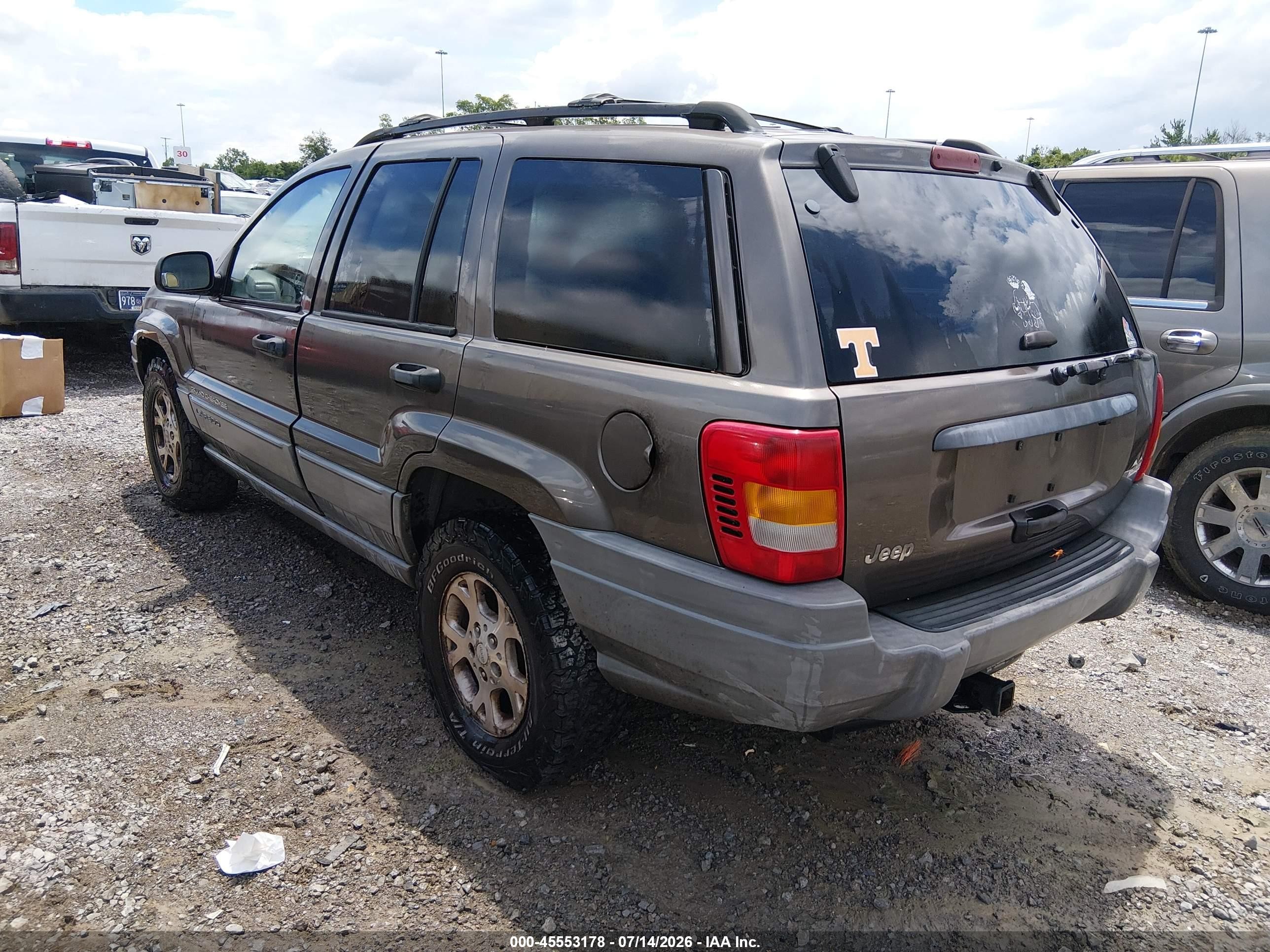 2000 Jeep Grand Cherokee Laredo Brown vin: 1J4G248S3YC413038