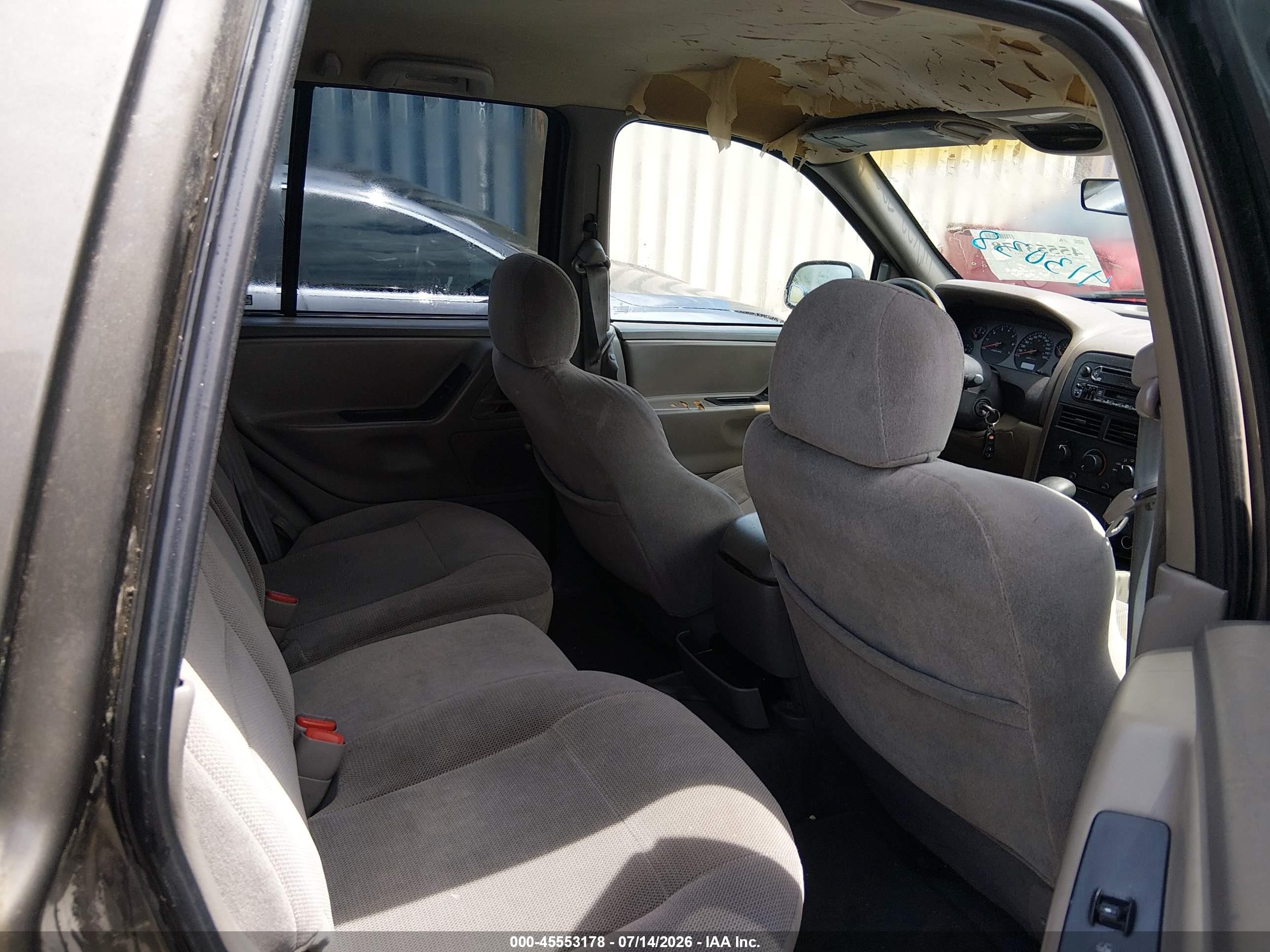 2000 Jeep Grand Cherokee Laredo Brown vin: 1J4G248S3YC413038