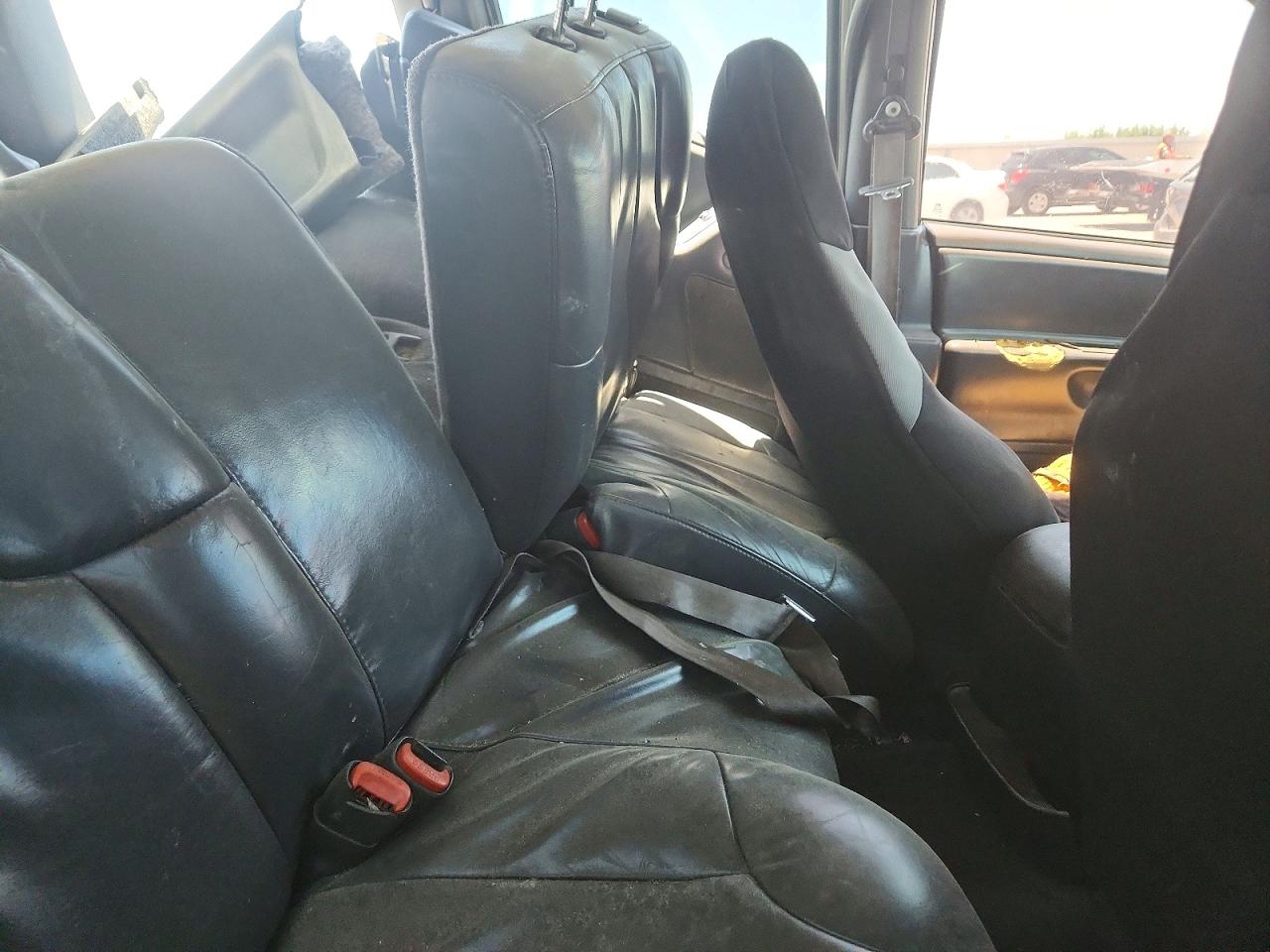 2000 Jeep Grand Cherokee Laredo Silver vin: 1J4G248S9YC160498