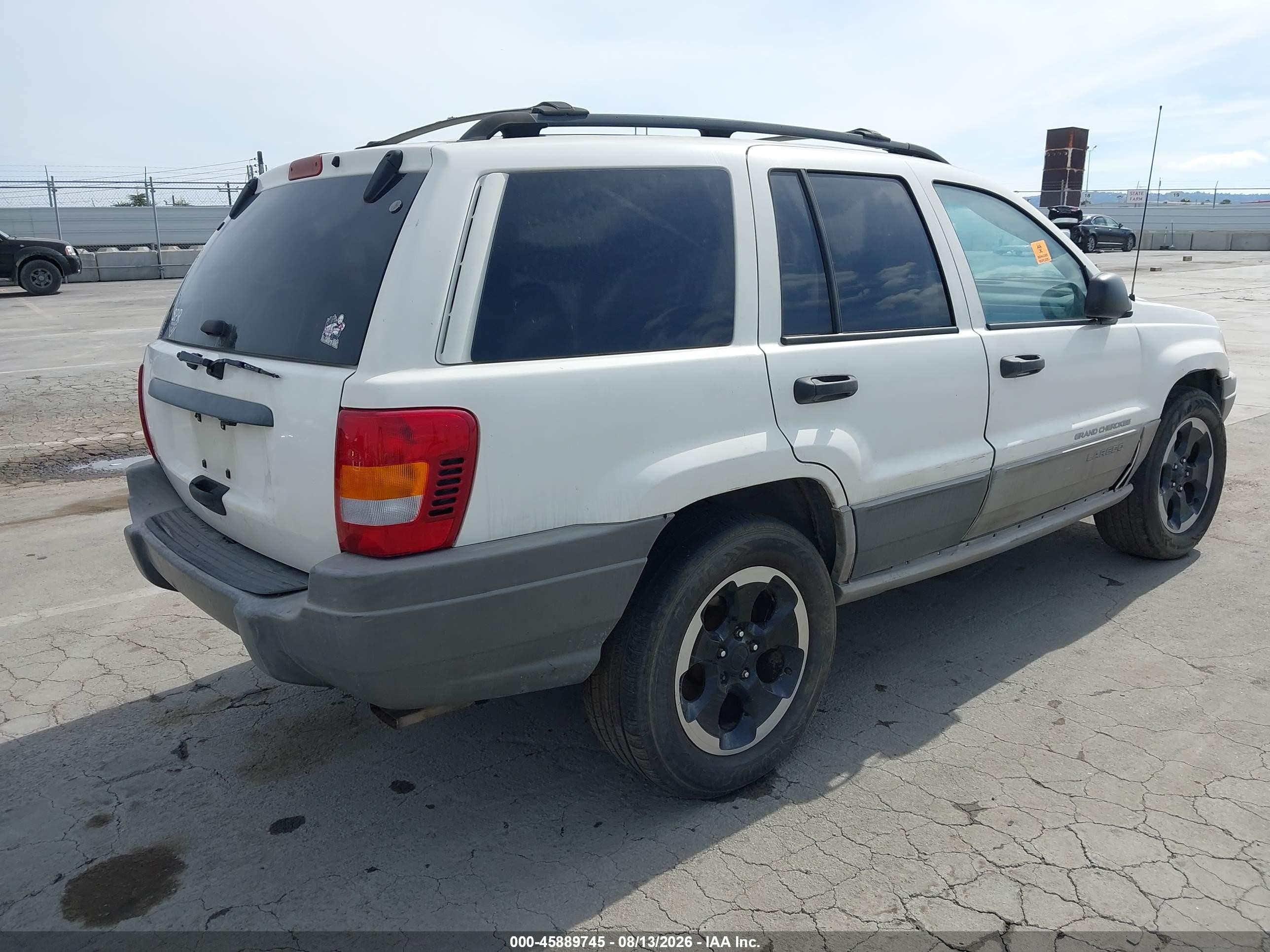 1999 Jeep Grand Cherokee Laredo White vin: 1J4G258S2XC613980