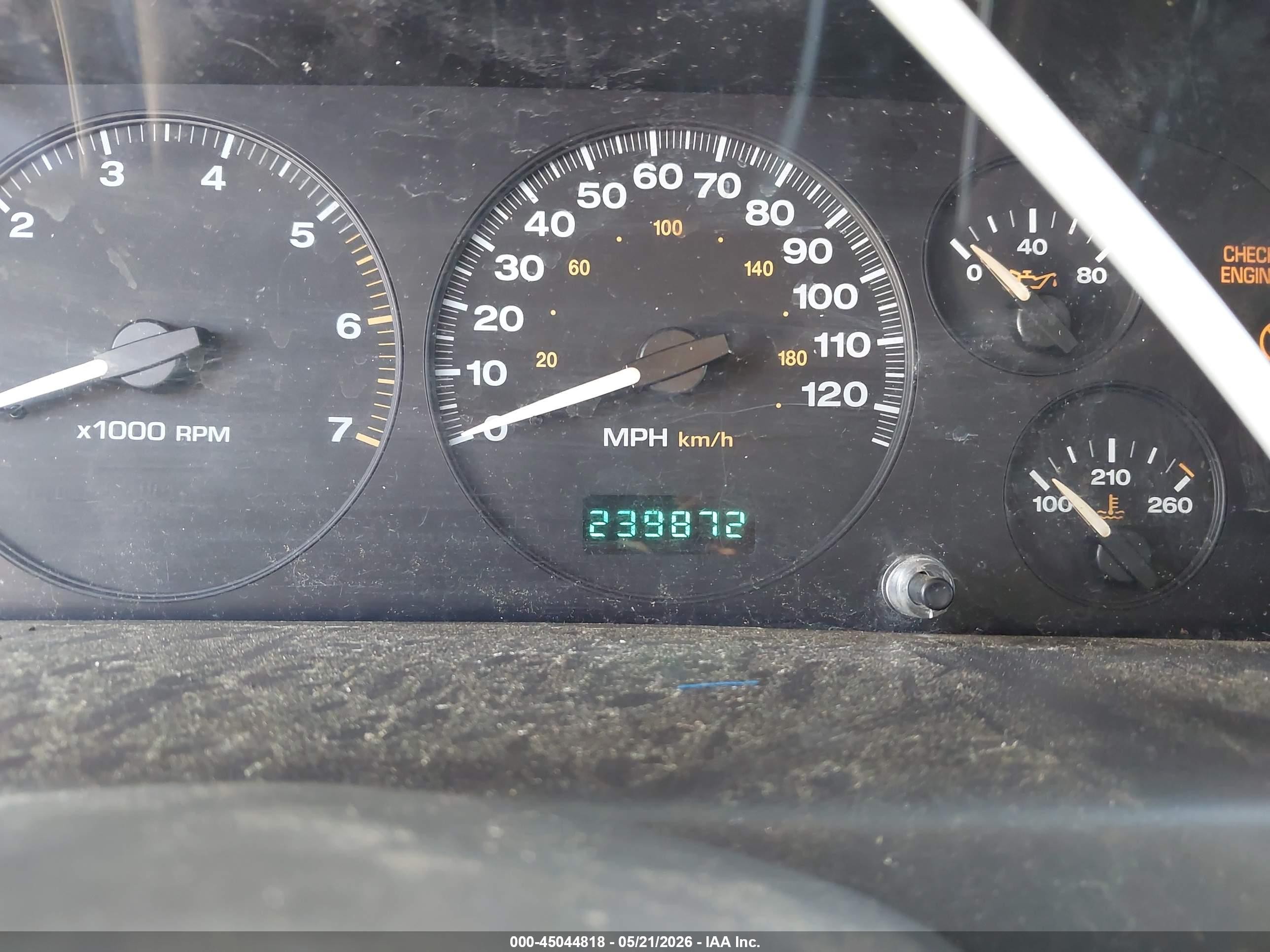 1999 Jeep Grand Cherokee Laredo Белый vin: 1J4G258S7XC518038