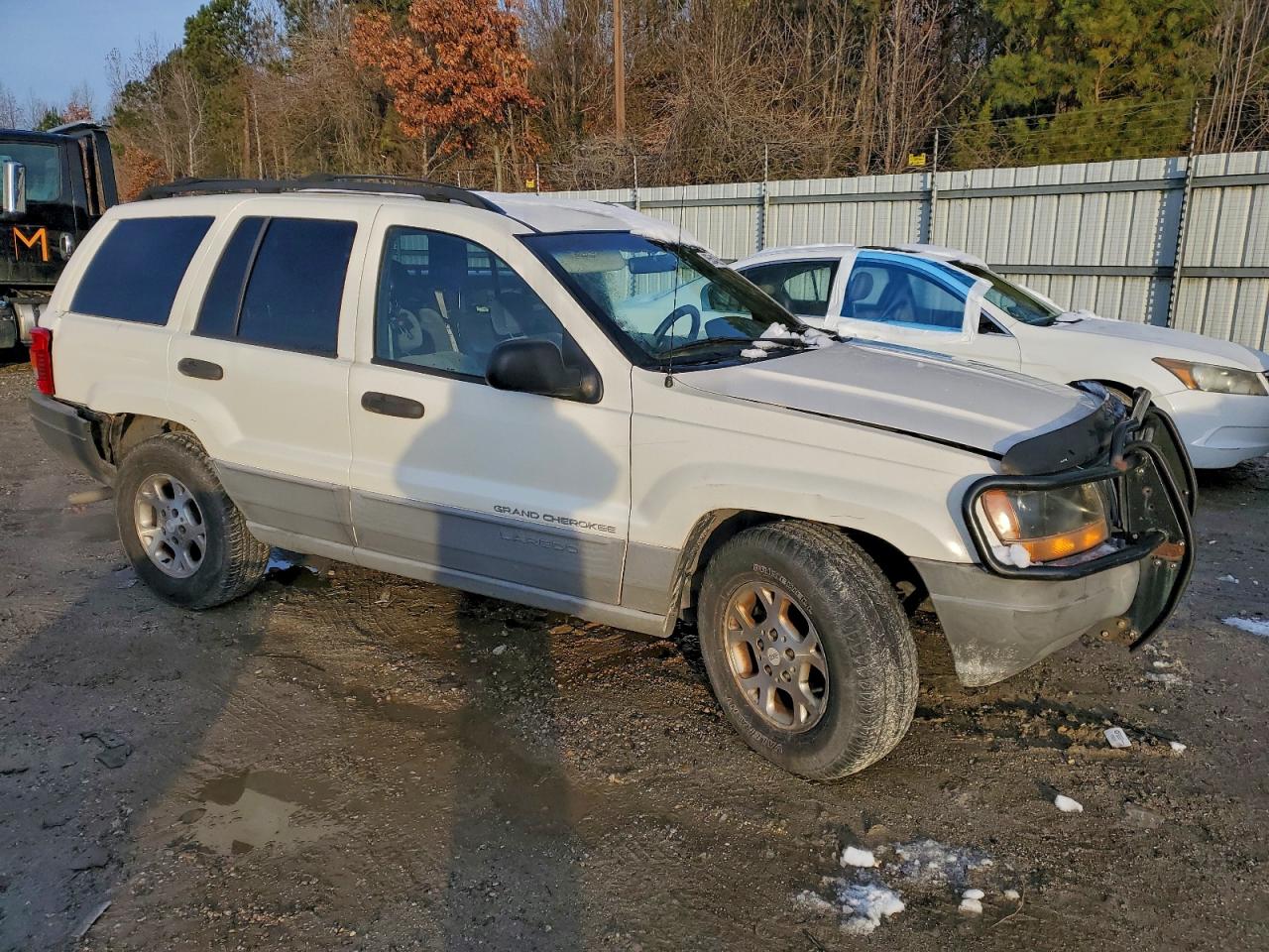 1999 Jeep Grand Cherokee Laredo Two Tone vin: 1J4G258S7XC537480