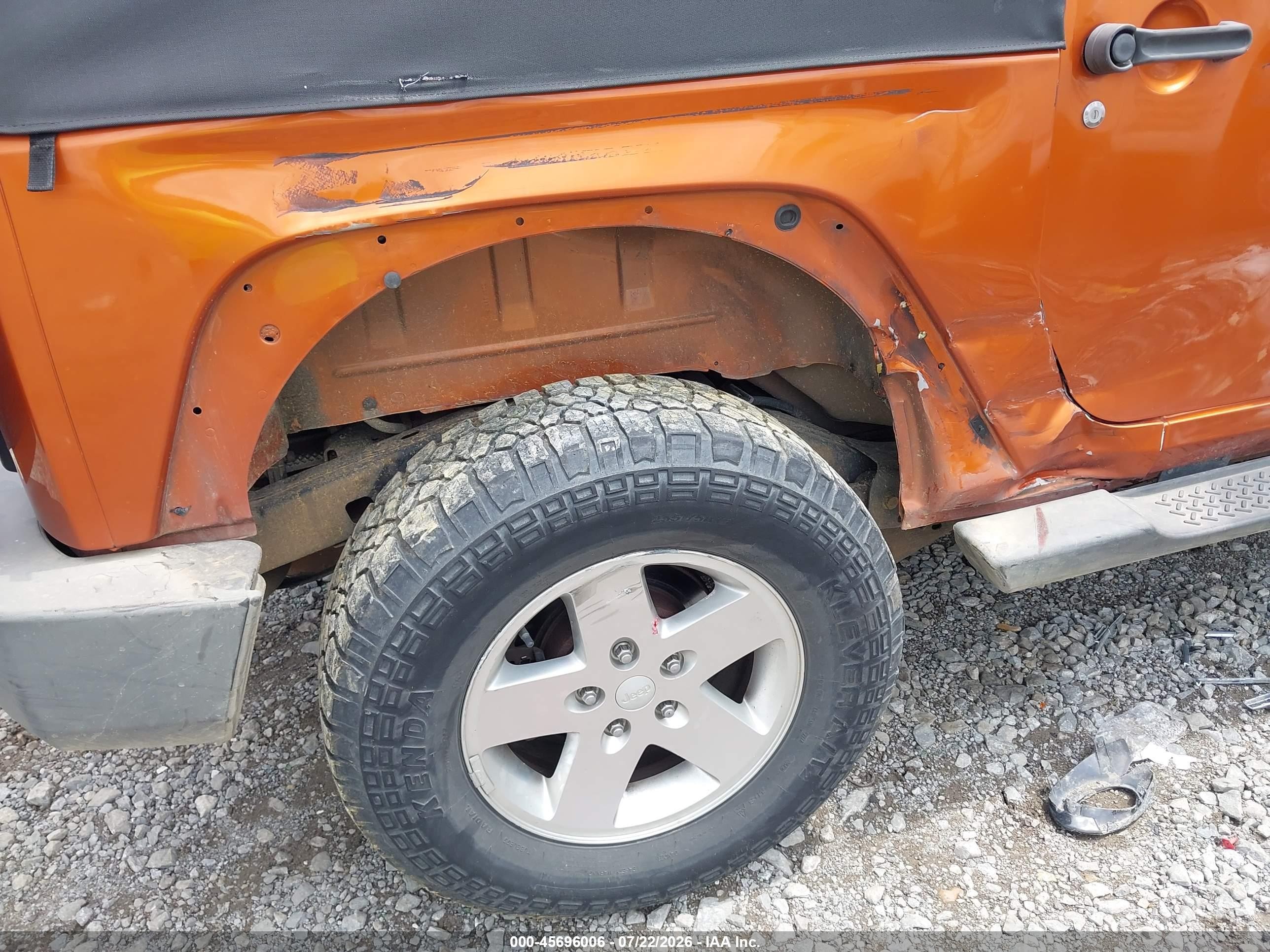 2011 Jeep Wrangler Sport Orange vin: 1J4GA2D10BL620255
