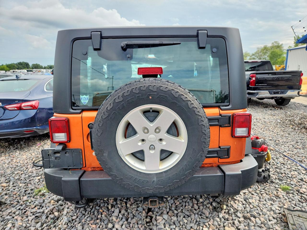 2011 Jeep Wrangler Sport Orange vin: 1J4GA2D10BL625925