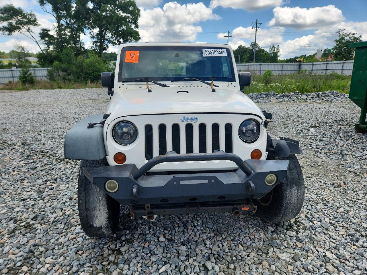2008 Jeep Wrangler Unlimited X White vin: 1J4GA39108L561456
