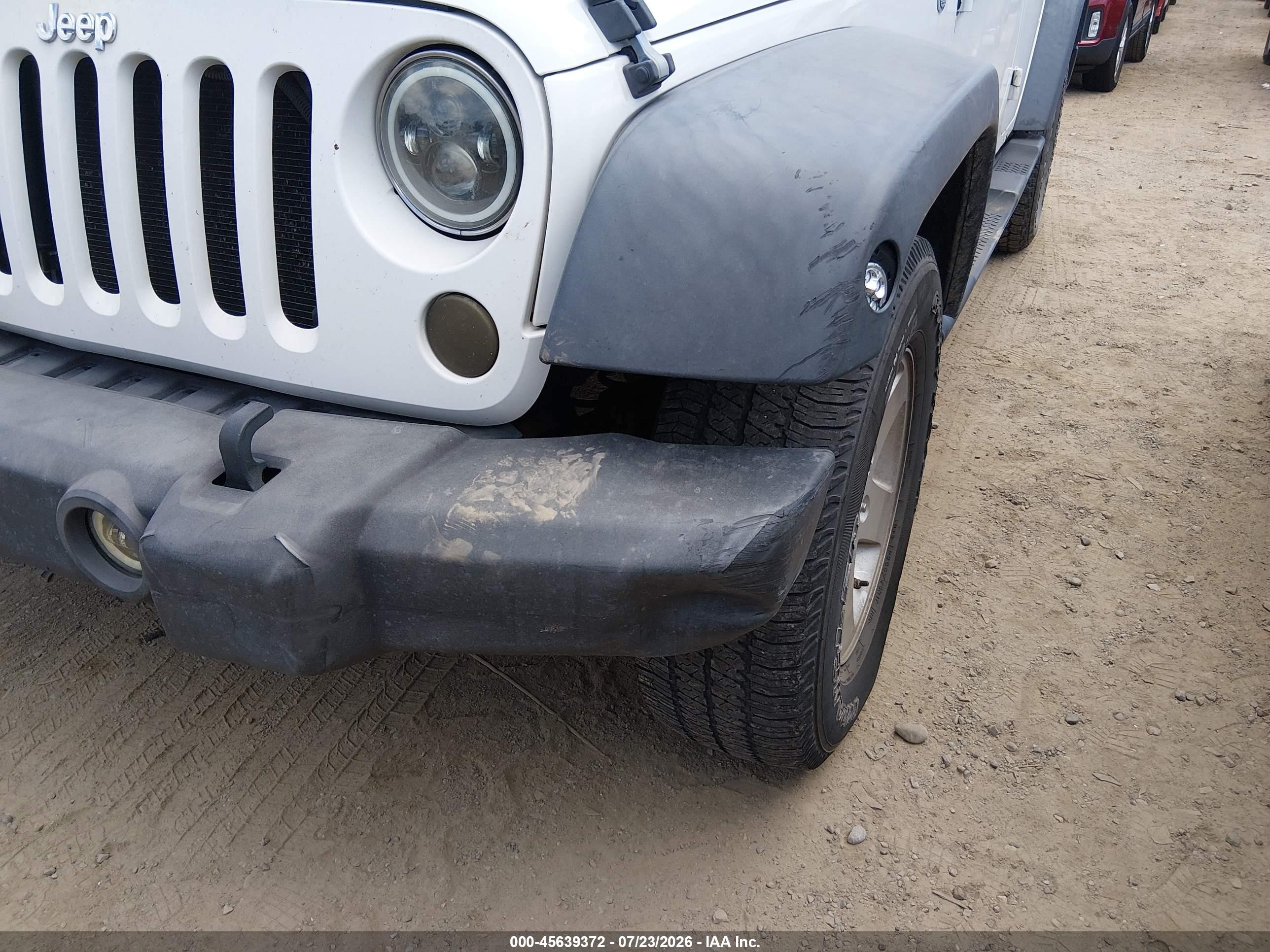 2008 Jeep Wrangler   White vin: 1J4GA39108L571579