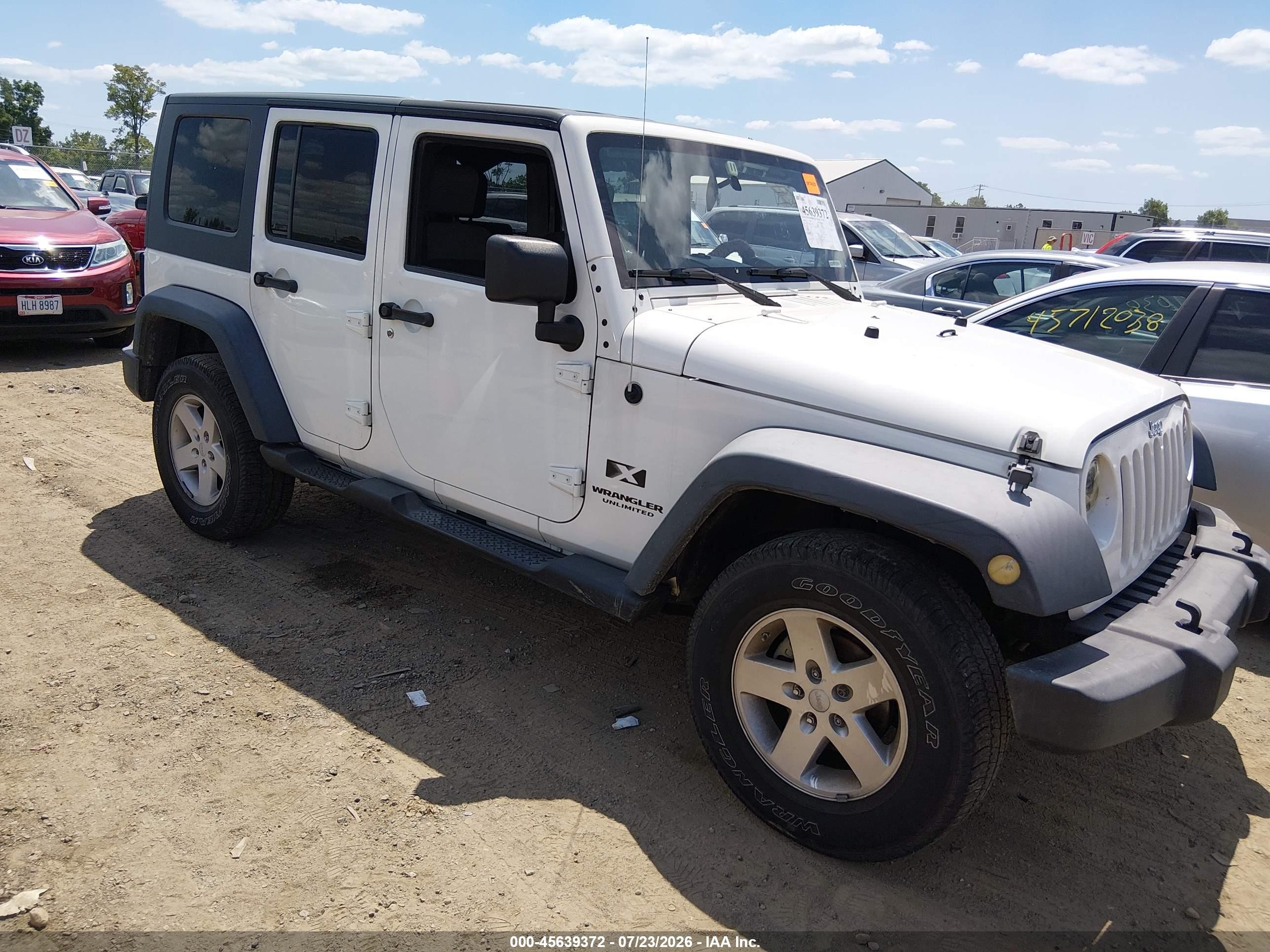 2008 Jeep Wrangler   White vin: 1J4GA39108L571579