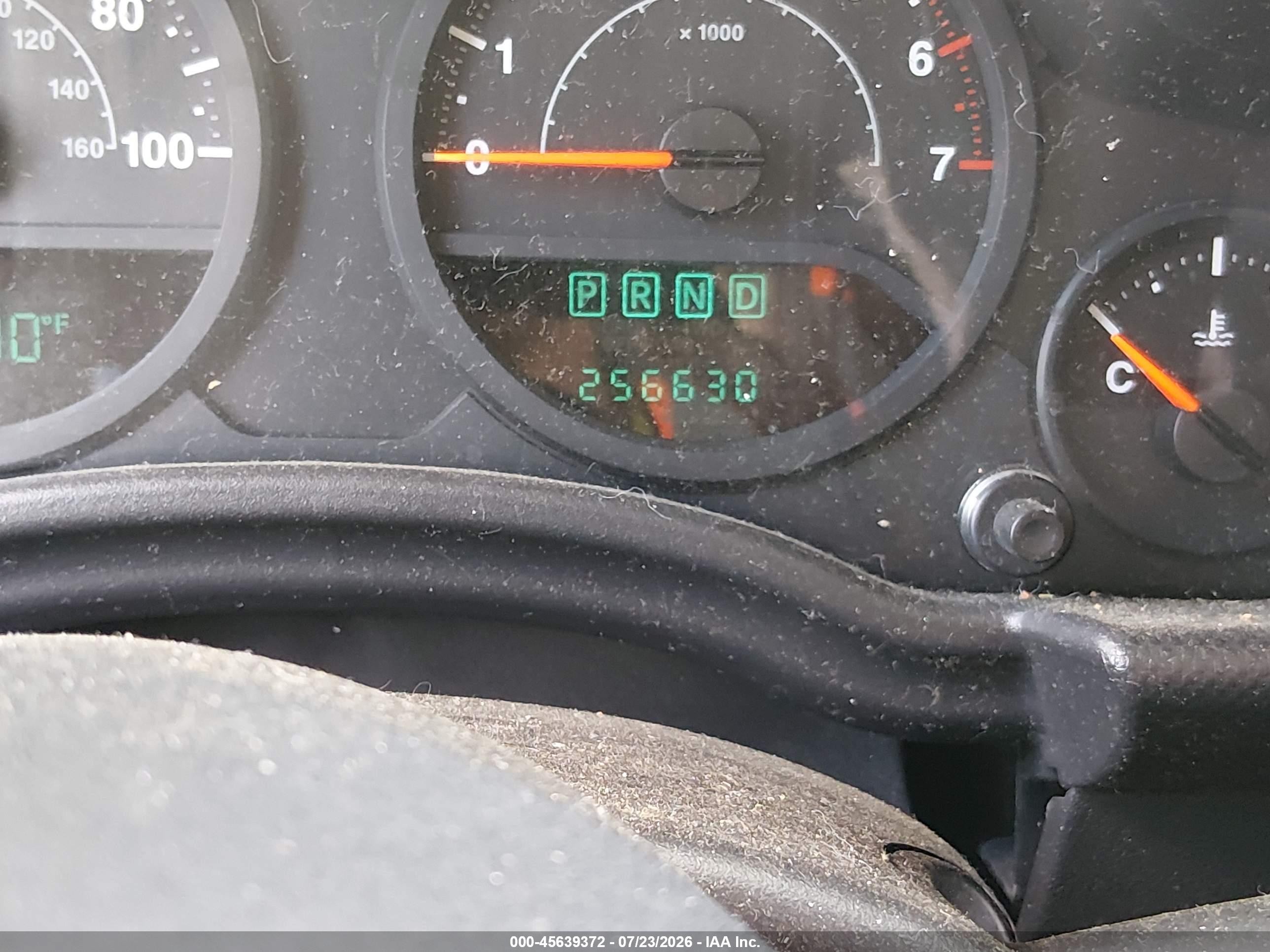2008 Jeep Wrangler   White vin: 1J4GA39108L571579