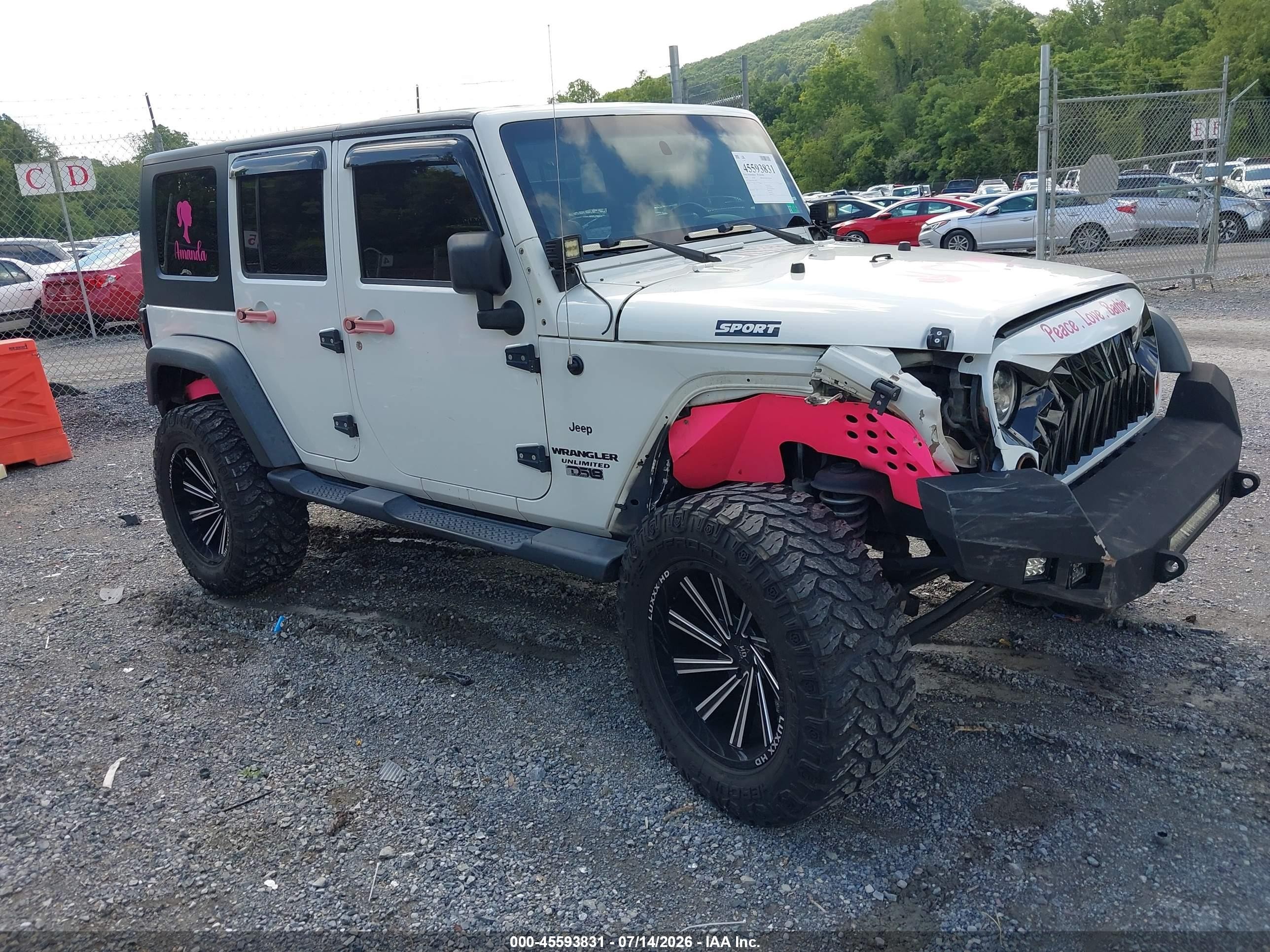 2009 Jeep Wrangler Unlimited X White vin: 1J4GA39109L705234