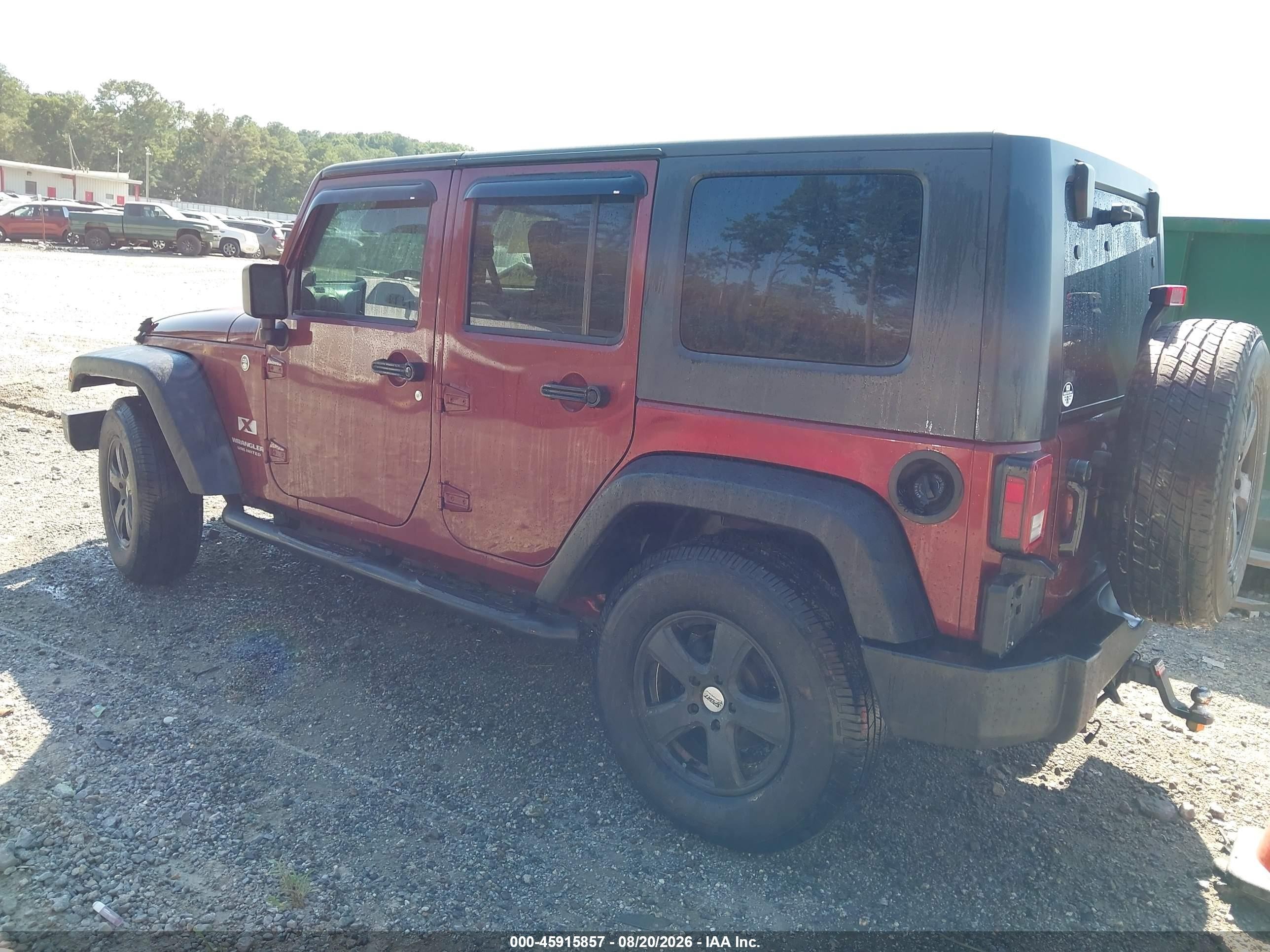 2007 Jeep Wrangler Unlimited X Красный vin: 1J4GA39117L122216