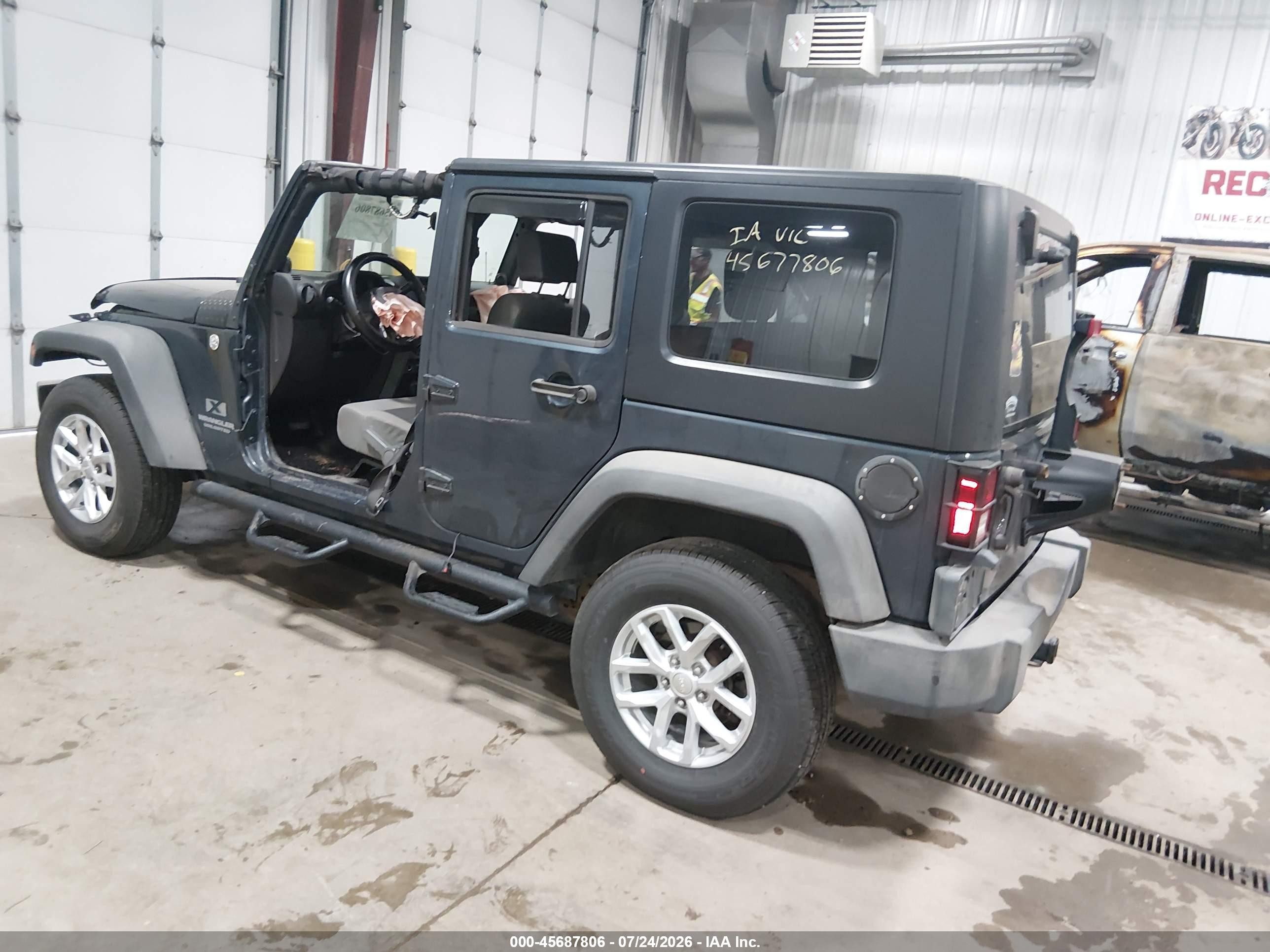 2008 Jeep Wrangler Unlimited X Black vin: 1J4GA39118L556329