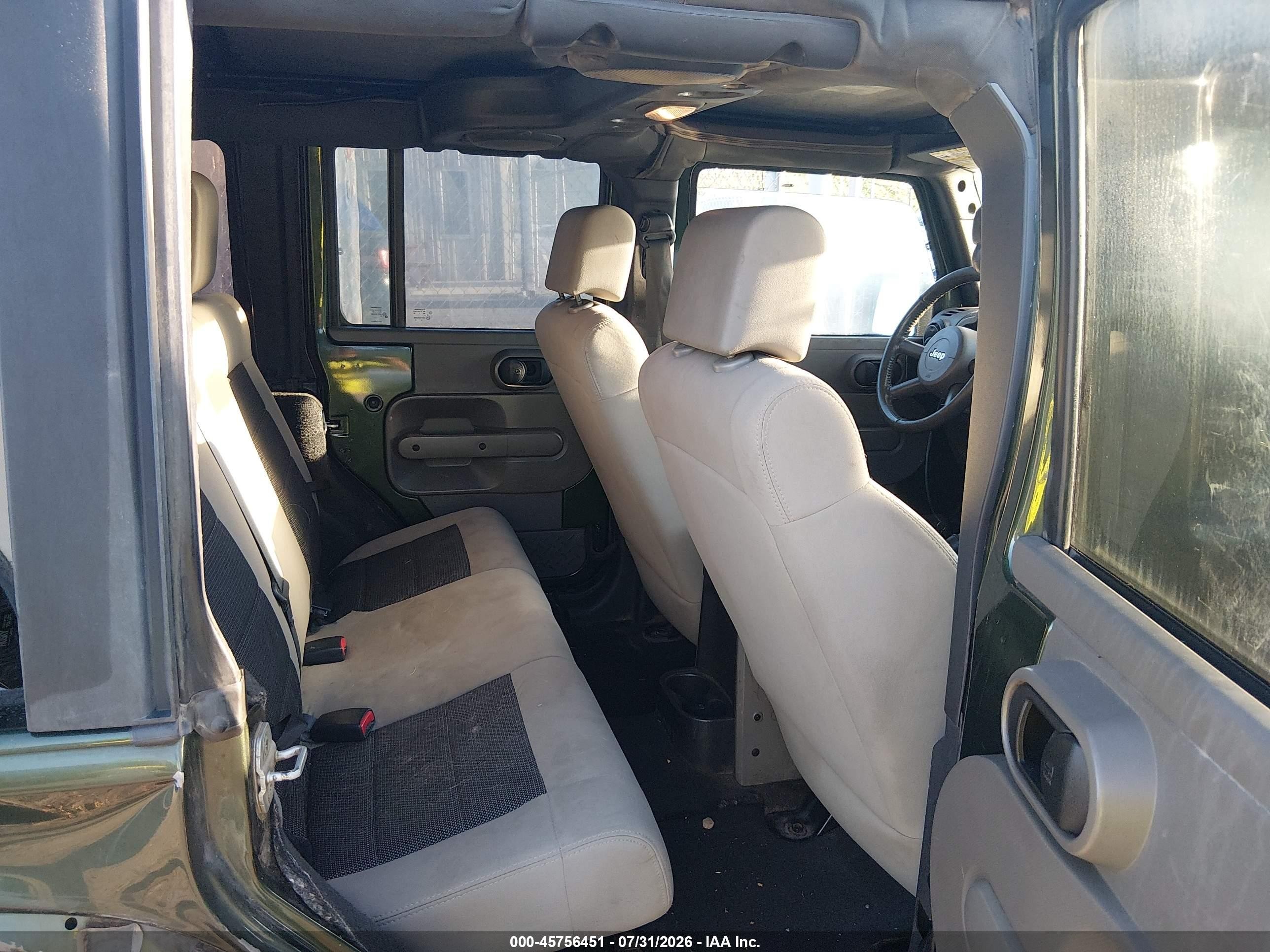 2008 Jeep Wrangler Unlimited X Зеленый vin: 1J4GA39118L560252