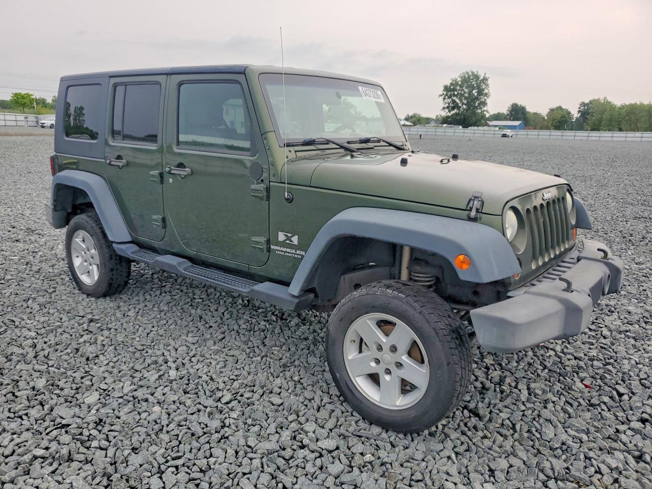 2008 Jeep Wrangler Unlimited X Green vin: 1J4GA39118L619767