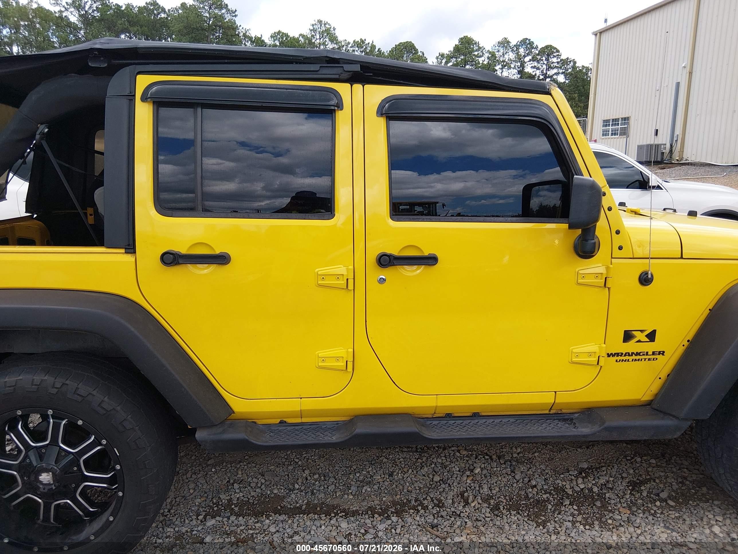2008 Jeep Wrangler Unlimited X Yellow vin: 1J4GA39118L622538