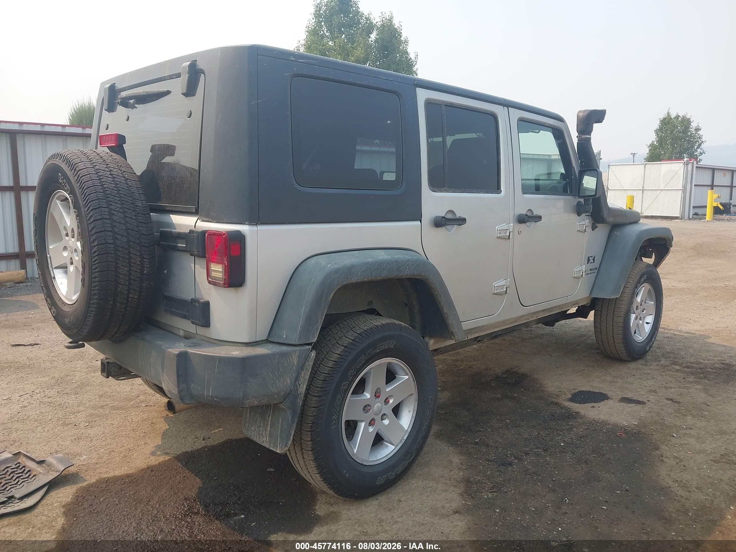 2009 Jeep Wrangler Unlimited X Silver vin: 1J4GA39119L751932