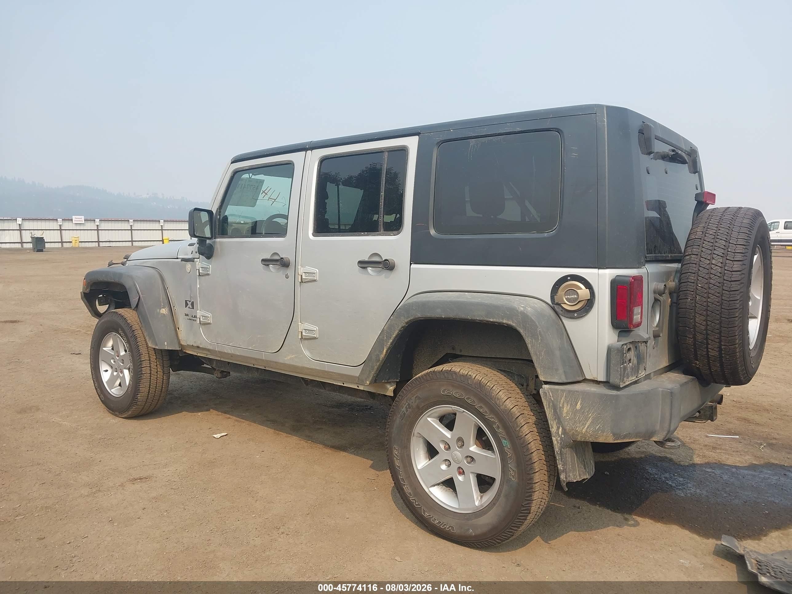 2009 Jeep Wrangler Unlimited X Silver vin: 1J4GA39119L751932