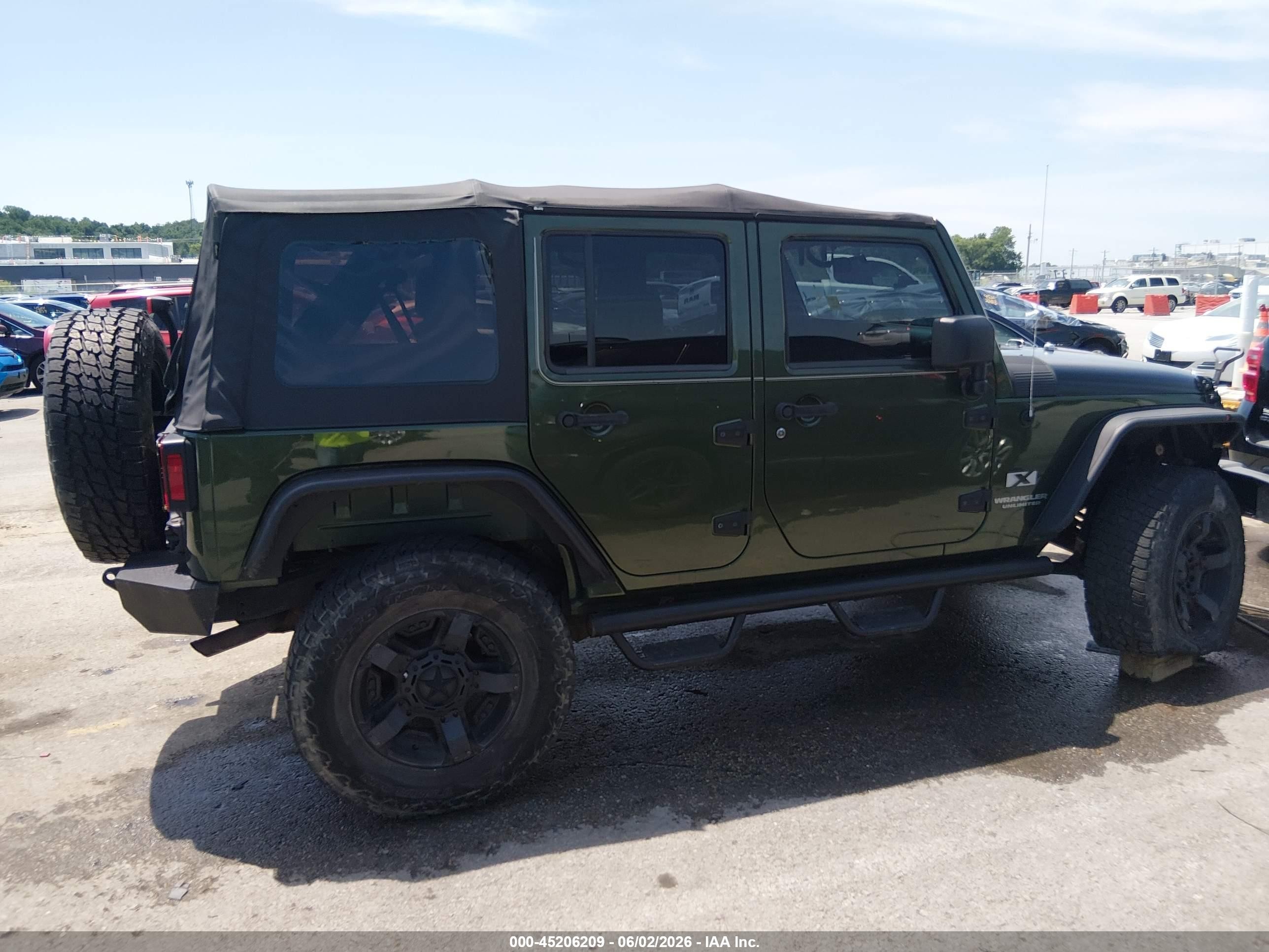 2008 Jeep Wrangler Unlimited X Green vin: 1J4GA39128L511108