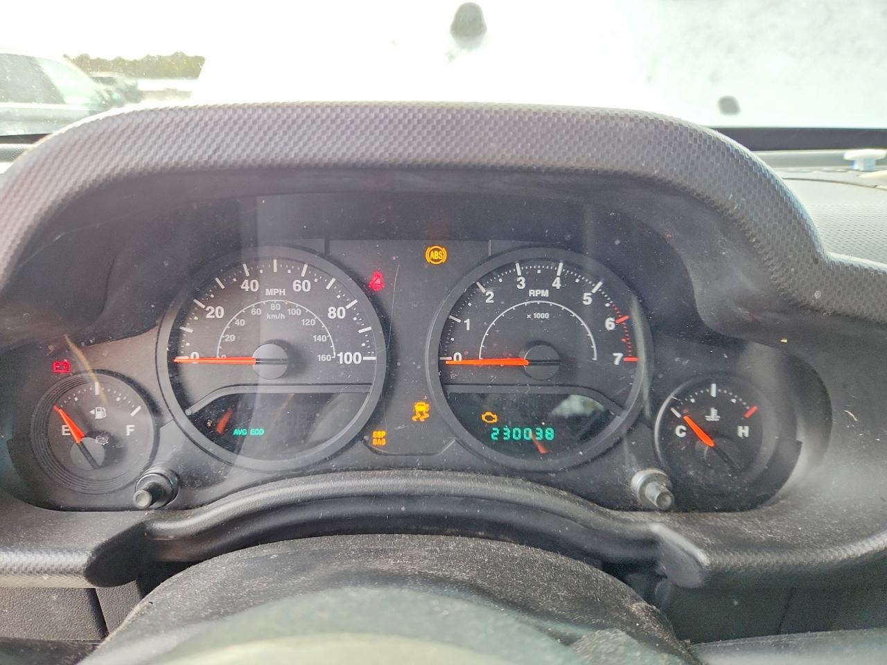 2008 Jeep Wrangler Silver vin: 1J4GA39128L528717