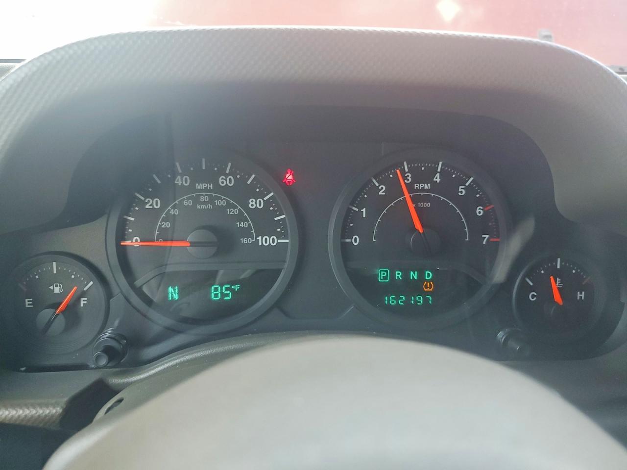 2008 Jeep Wrangler Unlimited X Темно-бордовый vin: 1J4GA39128L600385