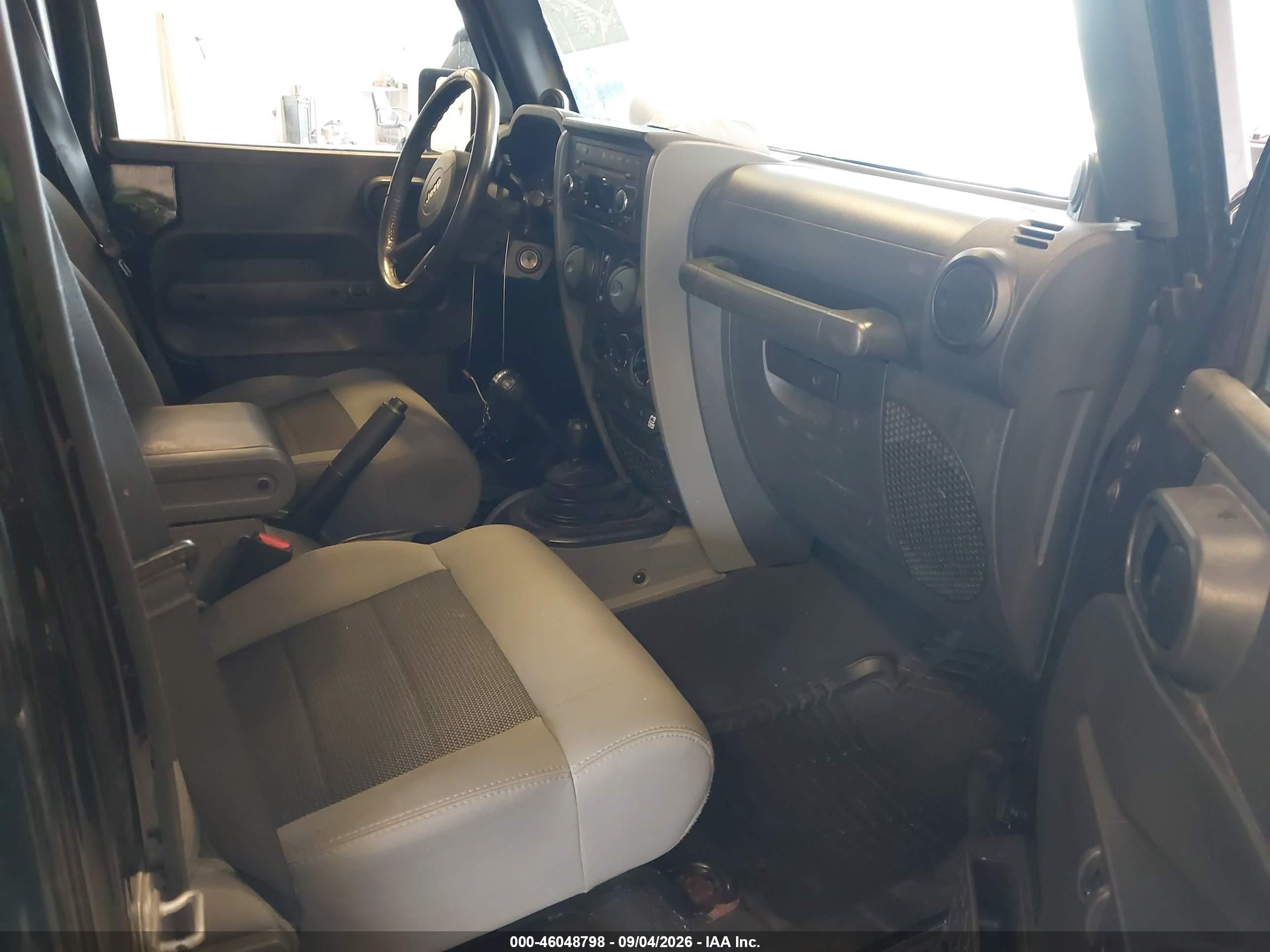 2009 Jeep Wrangler Unlimited X Black vin: 1J4GA39129L749199