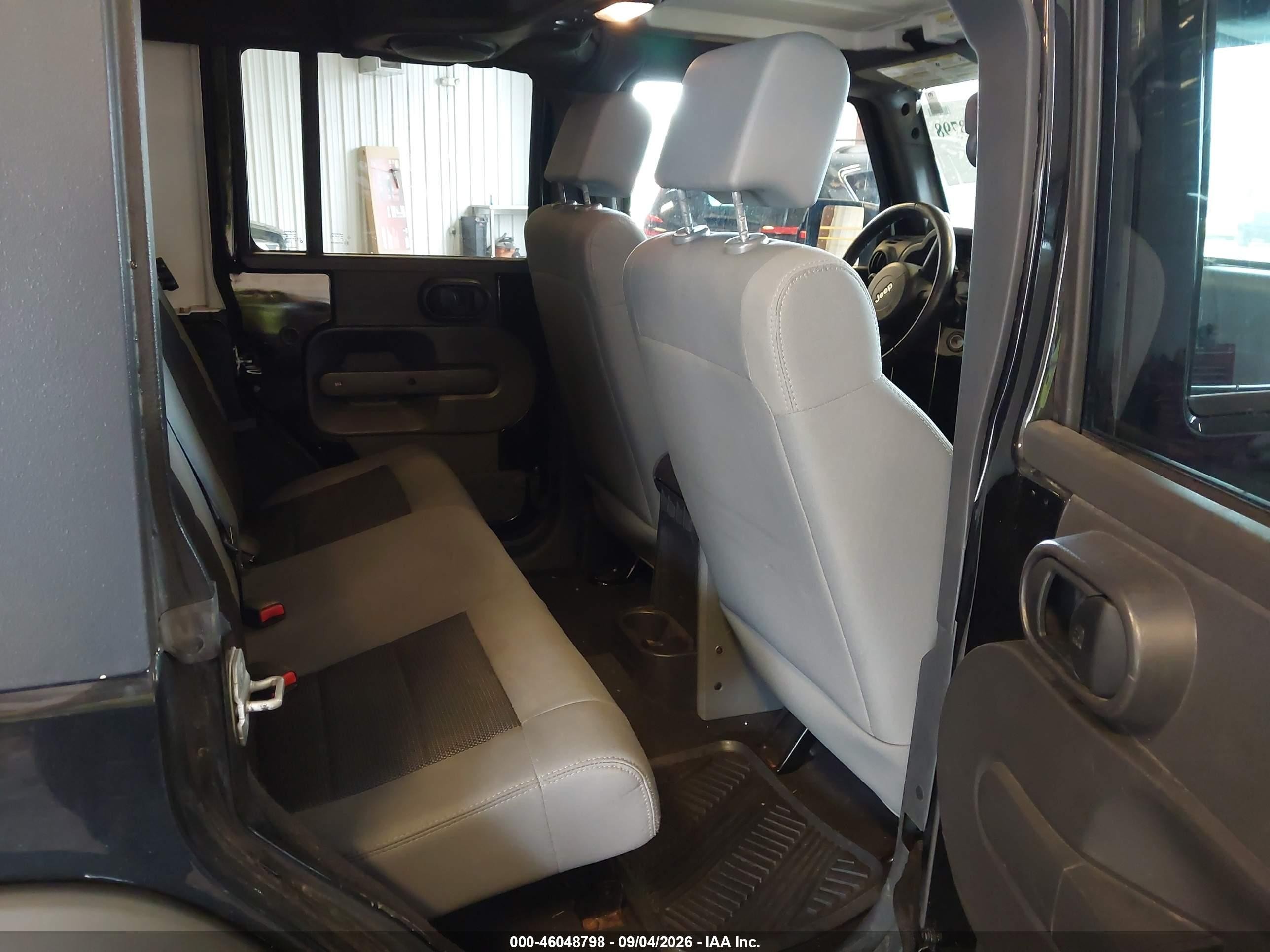 2009 Jeep Wrangler Unlimited X Black vin: 1J4GA39129L749199