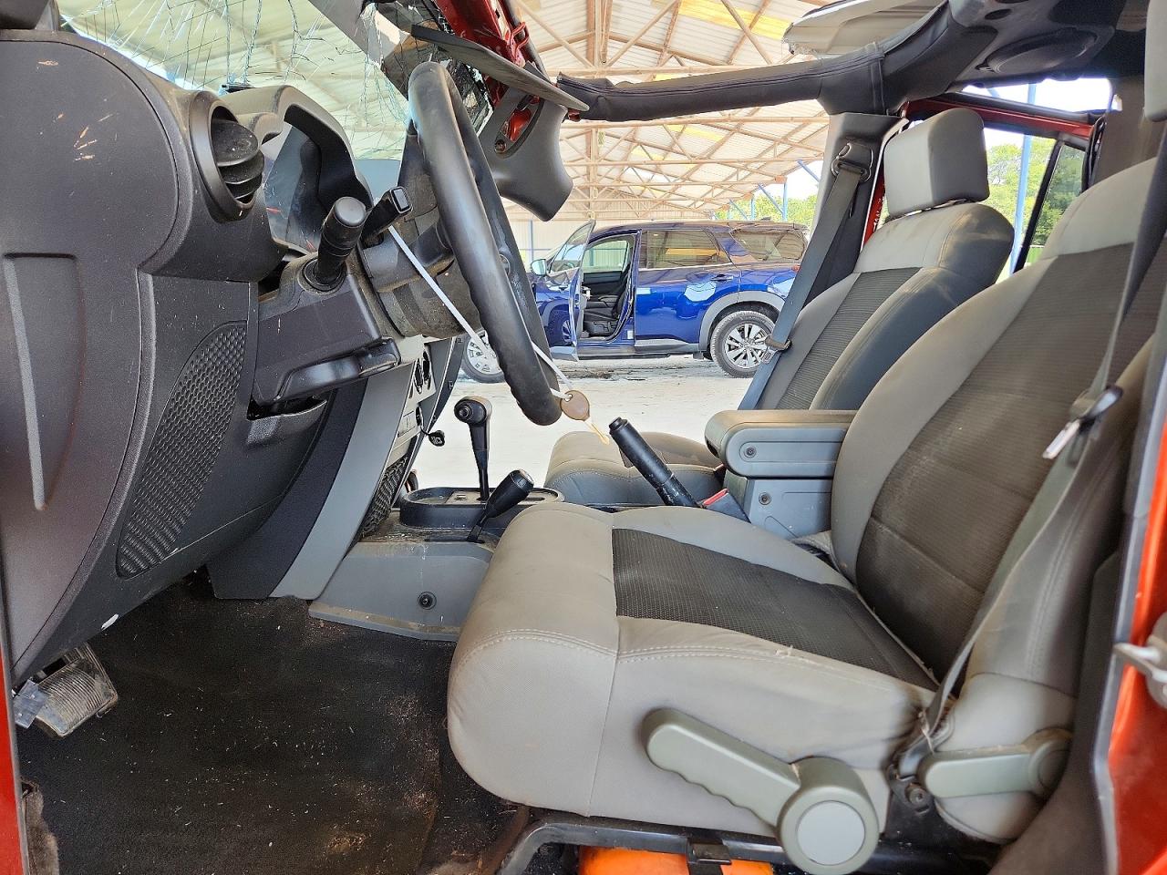 2009 Jeep Wrangler Unlimited X Оранжевый vin: 1J4GA39129L770876