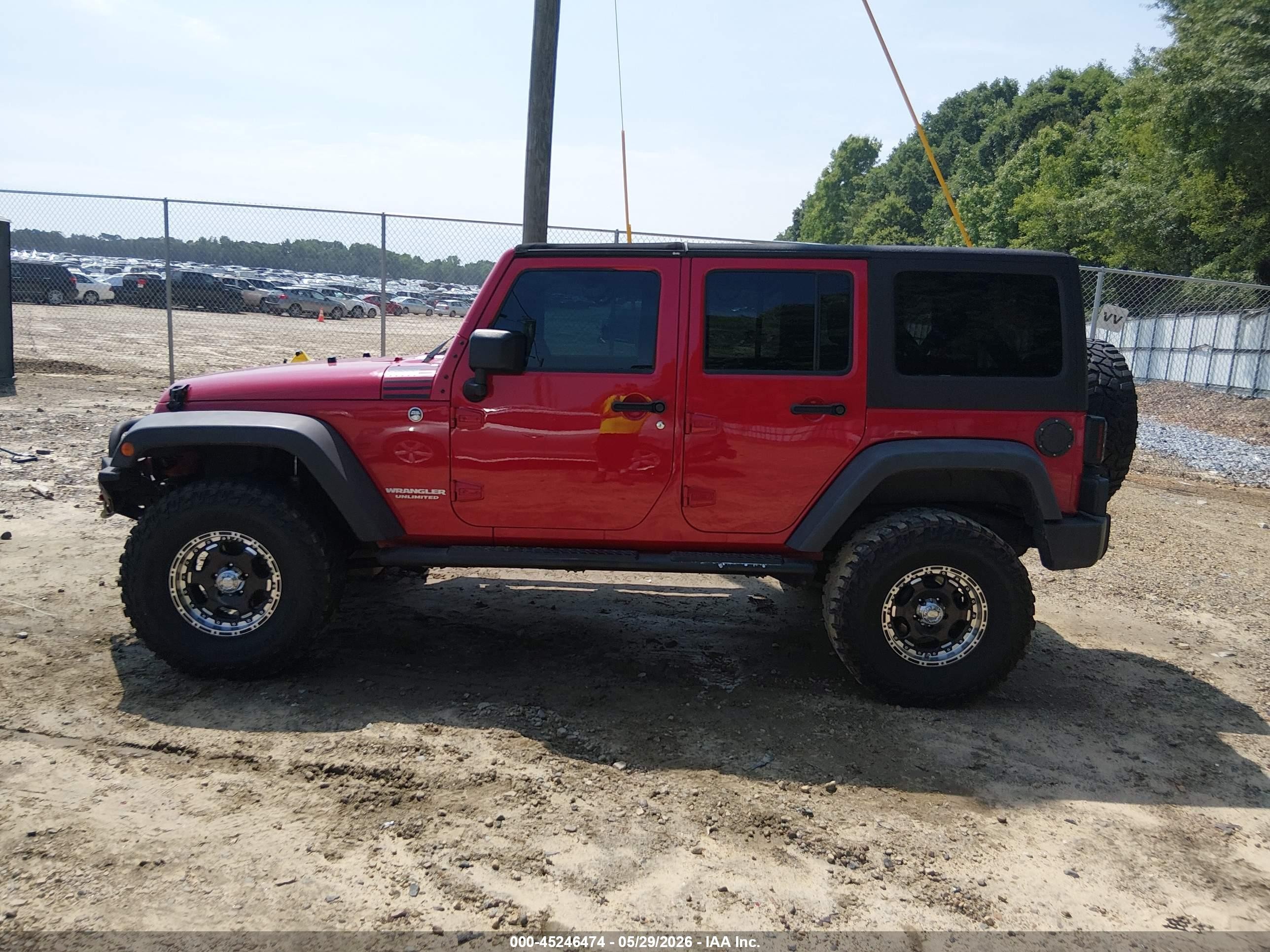 2008 Jeep Wrangler Unlimited X Red vin: 1J4GA39138L547907
