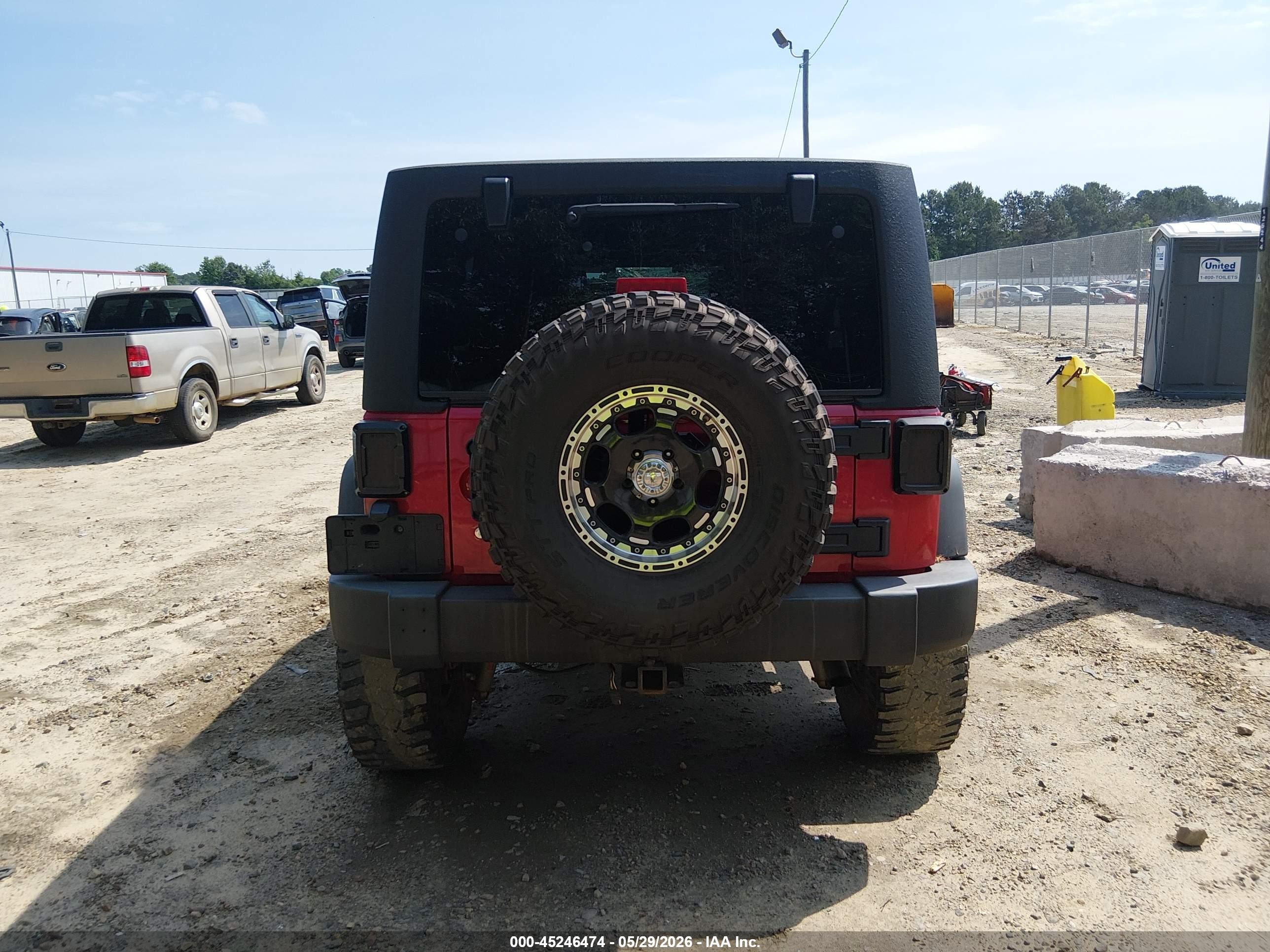 2008 Jeep Wrangler Unlimited X Red vin: 1J4GA39138L547907