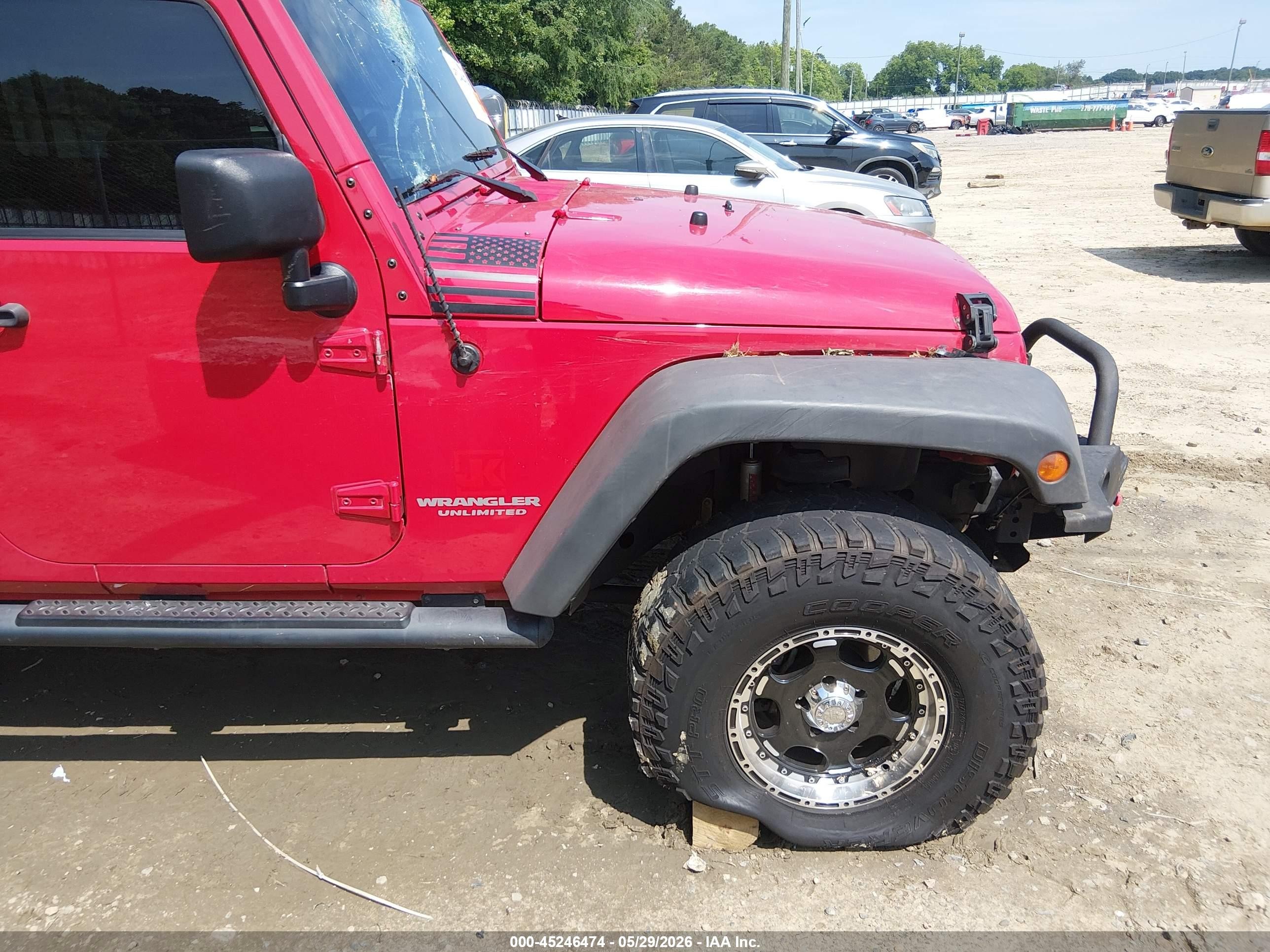 2008 Jeep Wrangler Unlimited X Red vin: 1J4GA39138L547907