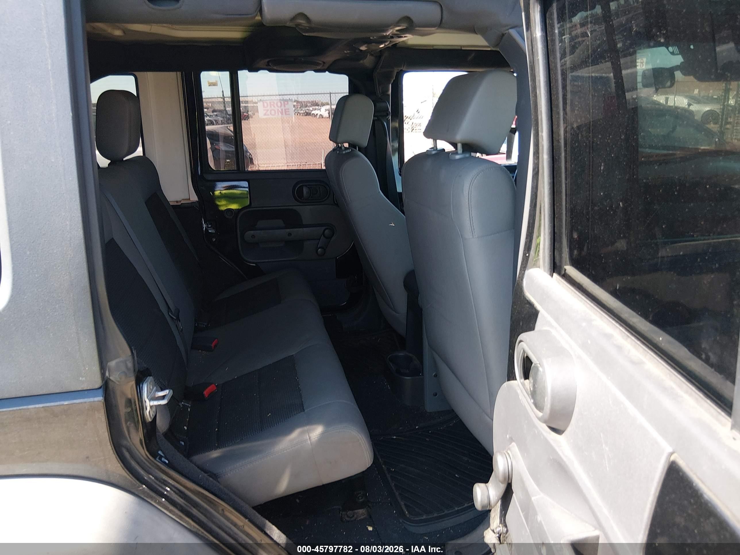 2008 Jeep Wrangler Unlimited X Black vin: 1J4GA39138L584889