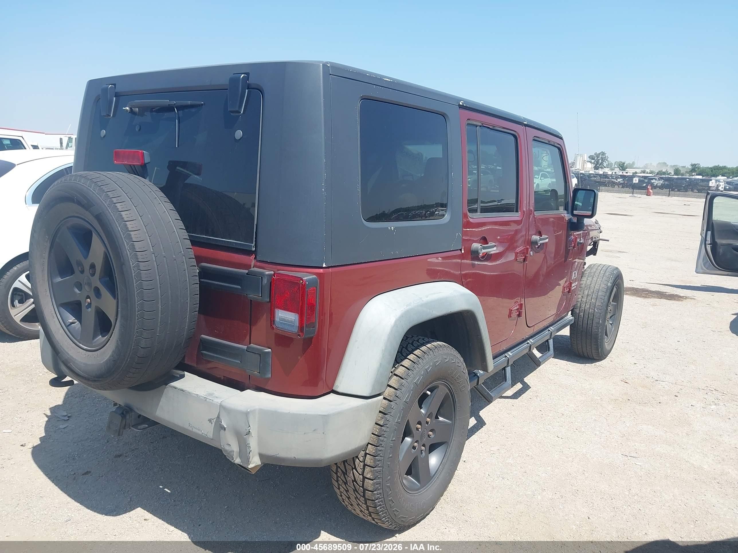2009 Jeep Wrangler Unlimited X Burgundy vin: 1J4GA39139L730323
