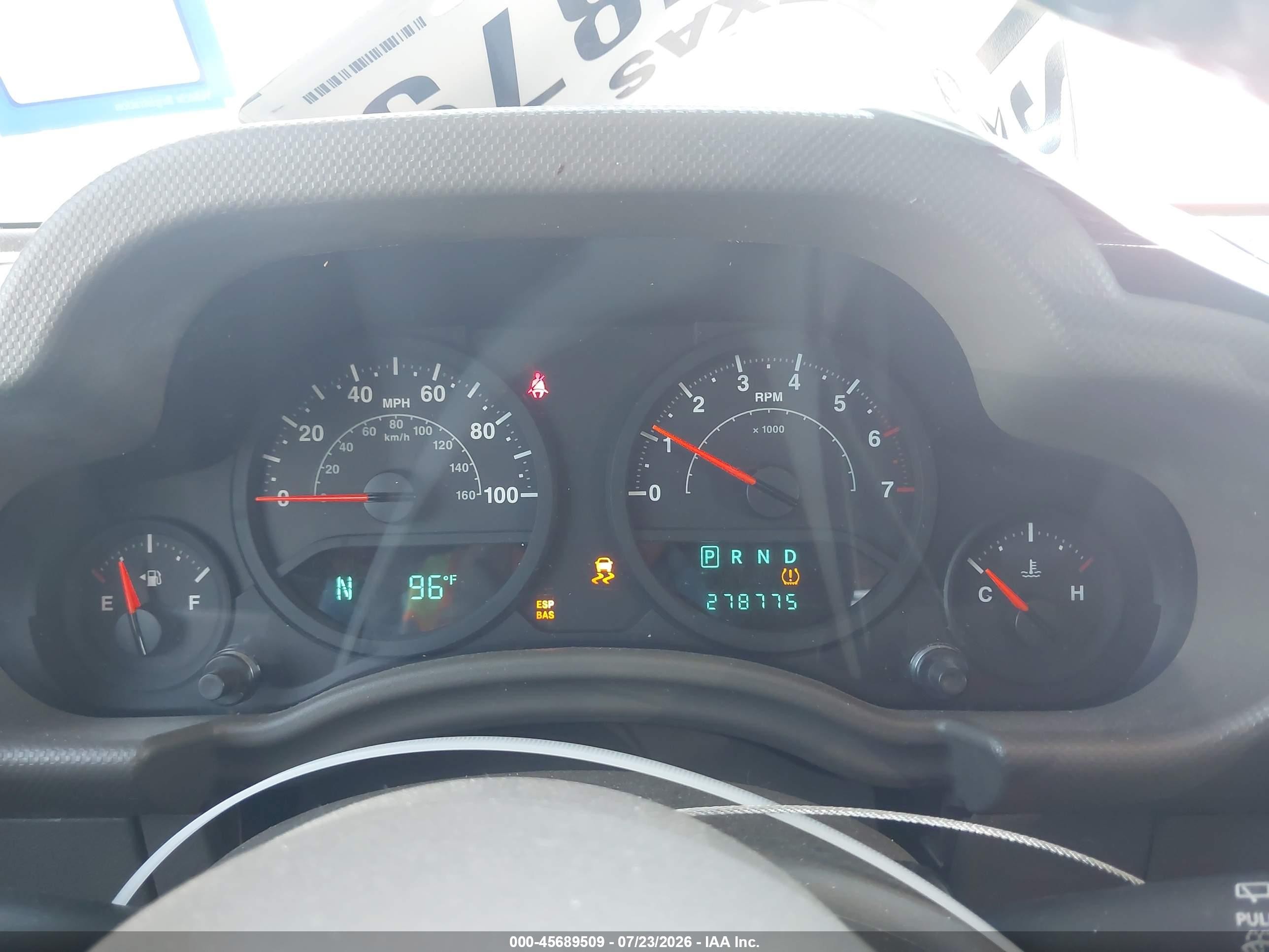 2009 Jeep Wrangler Unlimited X Burgundy vin: 1J4GA39139L730323
