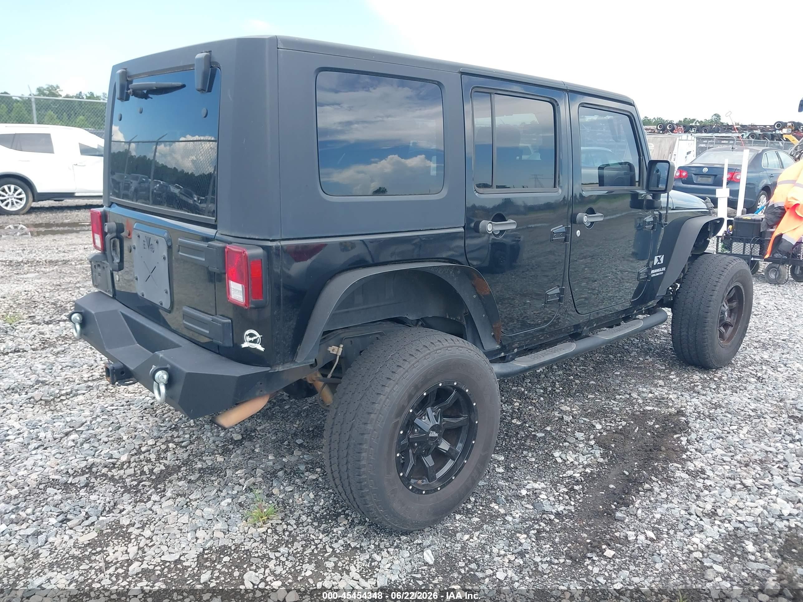 2009 Jeep Wrangler Unlimited X Black vin: 1J4GA39139L772166