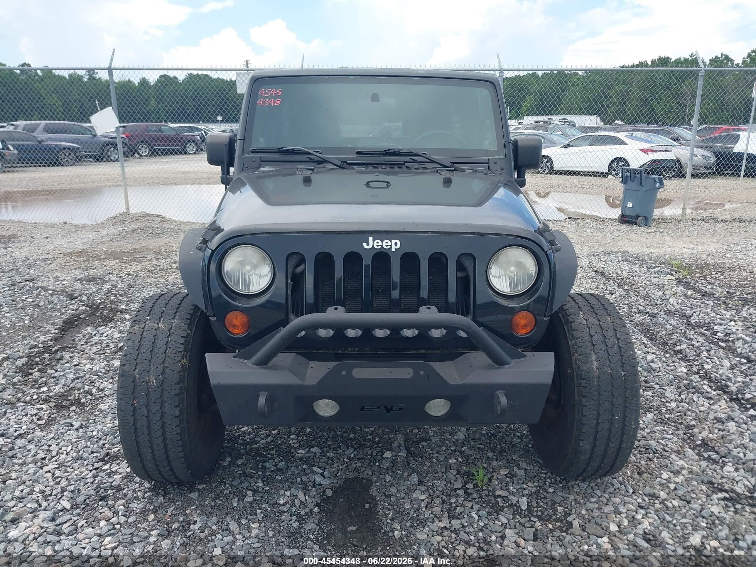 2009 Jeep Wrangler Unlimited X Black vin: 1J4GA39139L772166