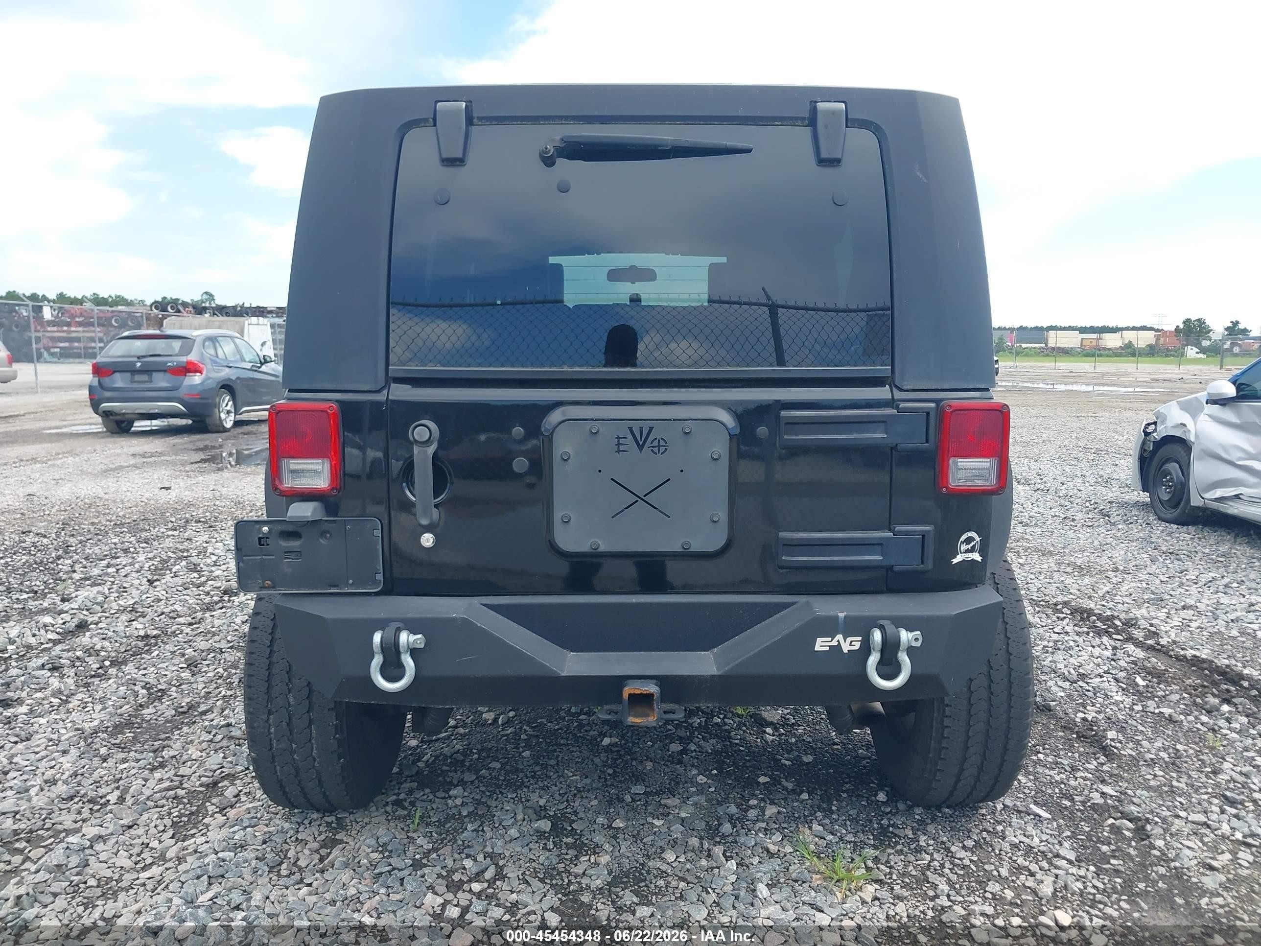 2009 Jeep Wrangler Unlimited X Black vin: 1J4GA39139L772166